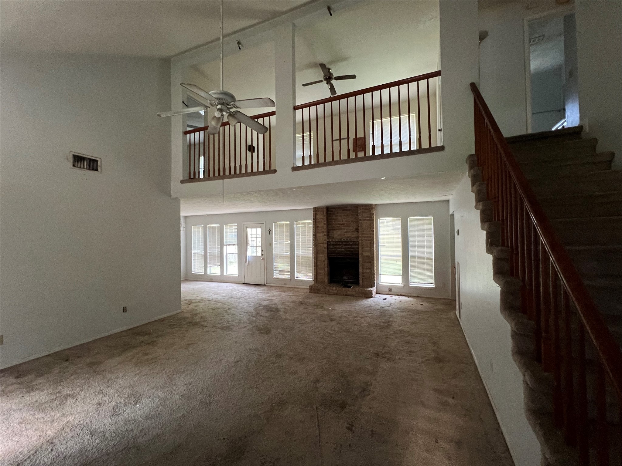 3315 Kempwood Drive Property Photo 4