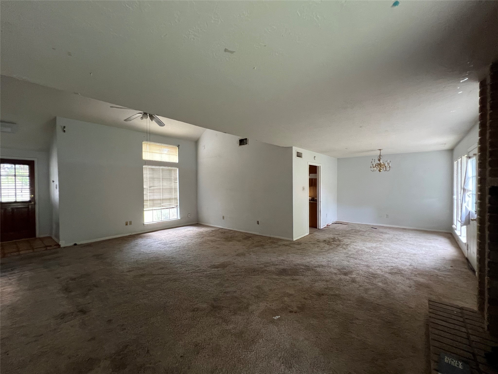 3315 Kempwood Drive Property Photo 6