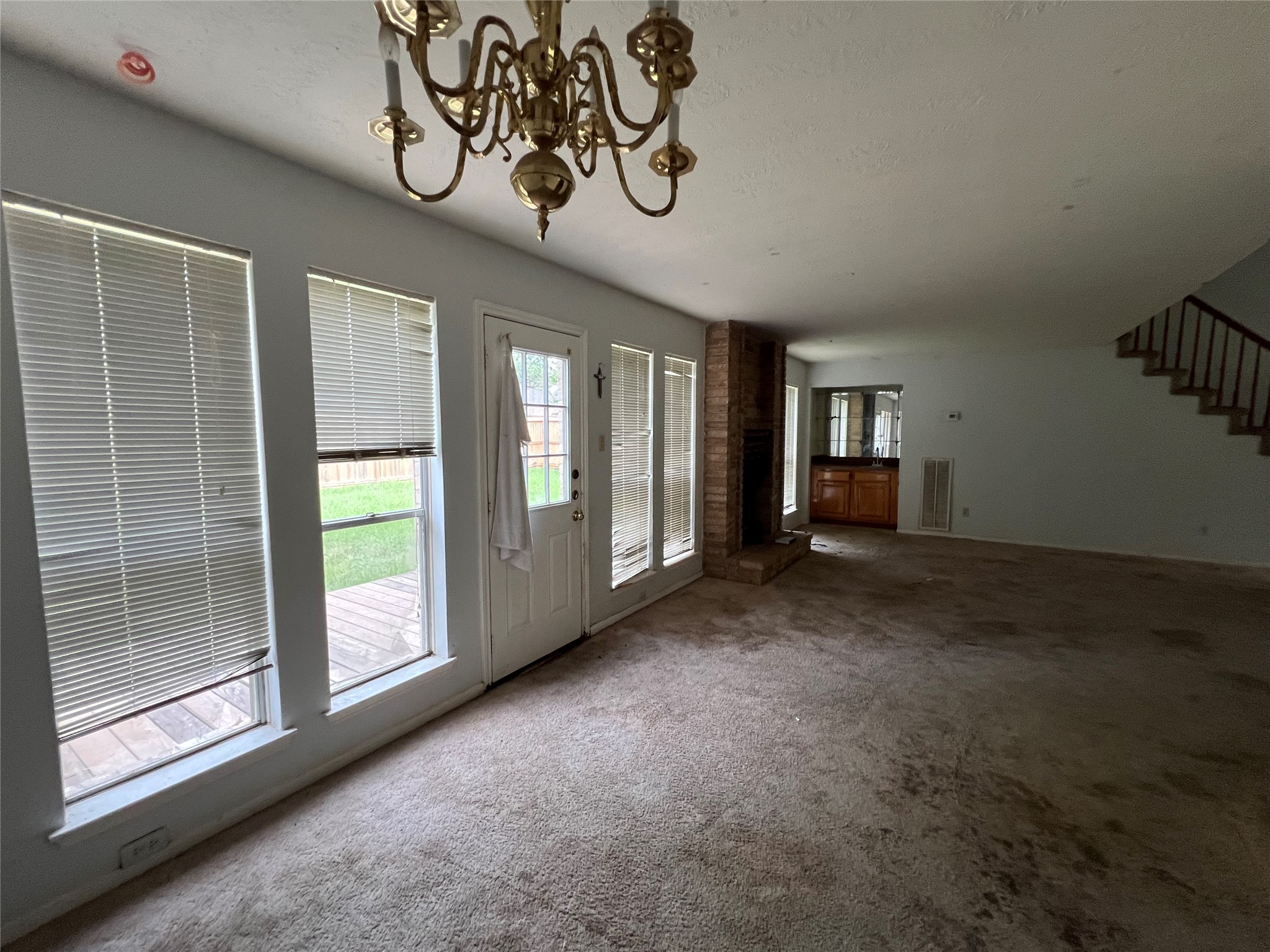 3315 Kempwood Drive Property Photo 8