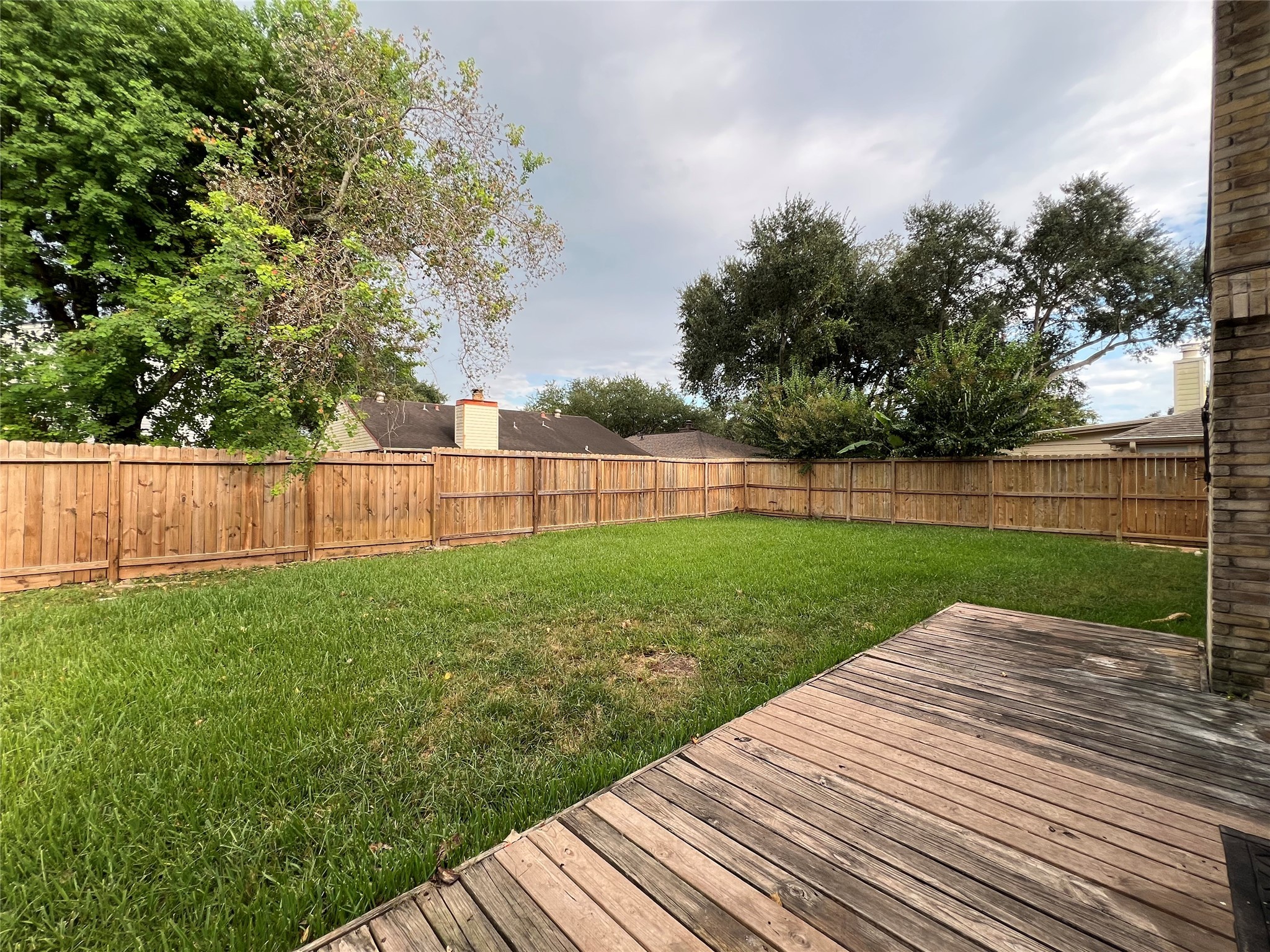 3315 Kempwood Drive Property Photo 9