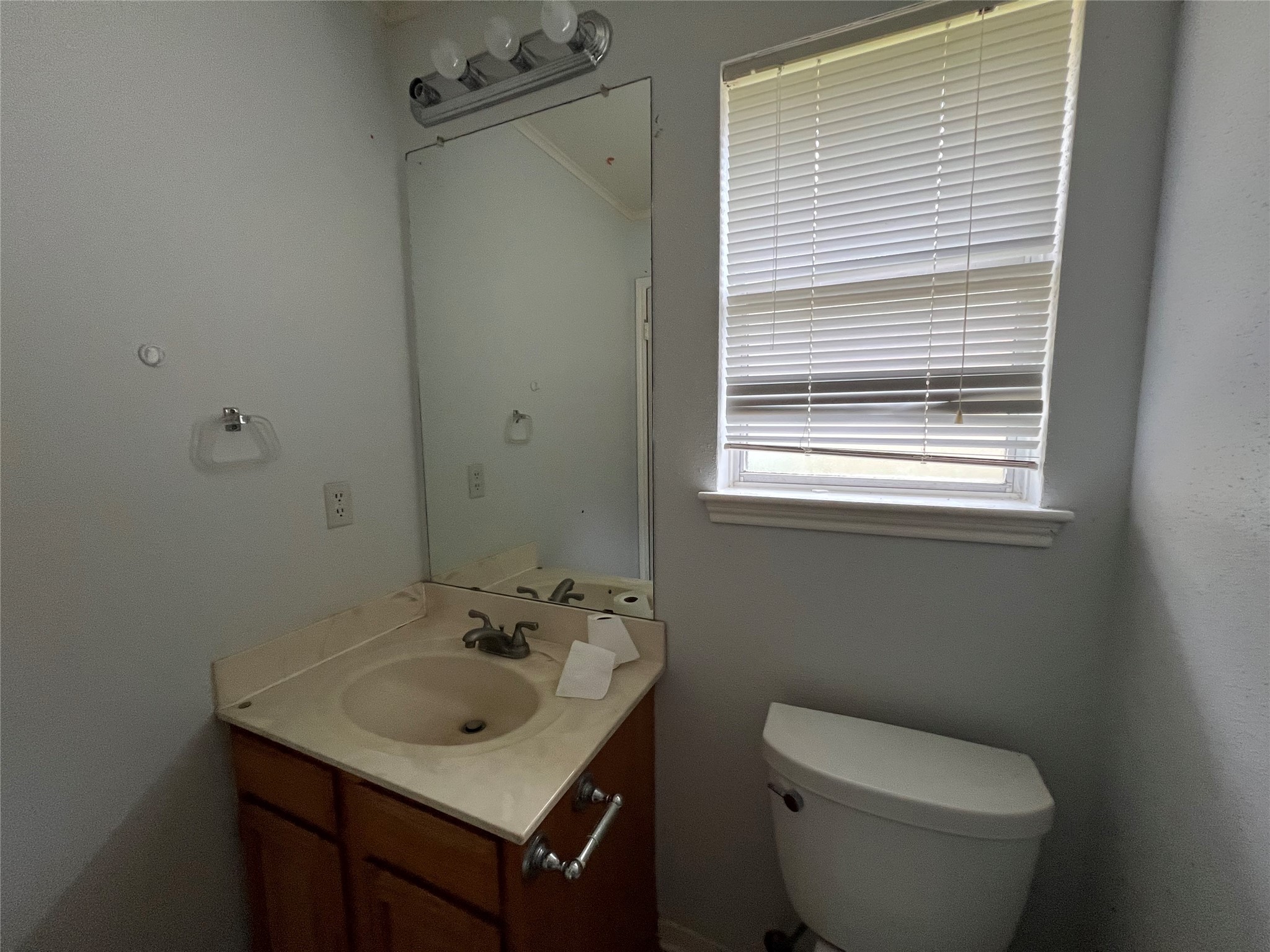 3315 Kempwood Drive Property Photo 13