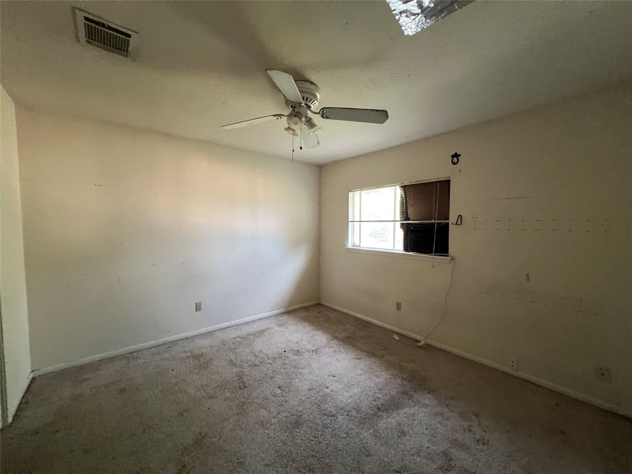 3315 Kempwood Drive Property Photo 15