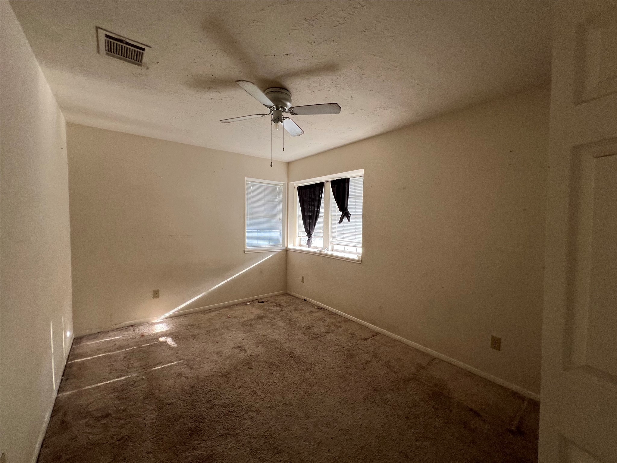 3315 Kempwood Drive Property Photo 16