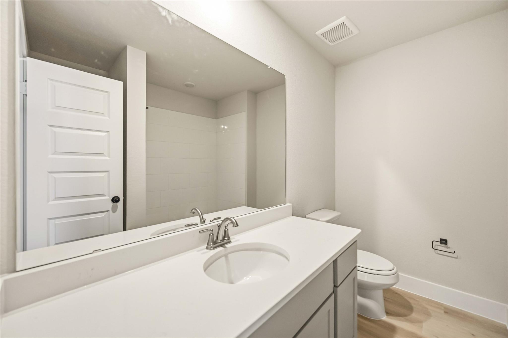 13219 Retiro Drive, Houston Tx 77047 Property Photo 17