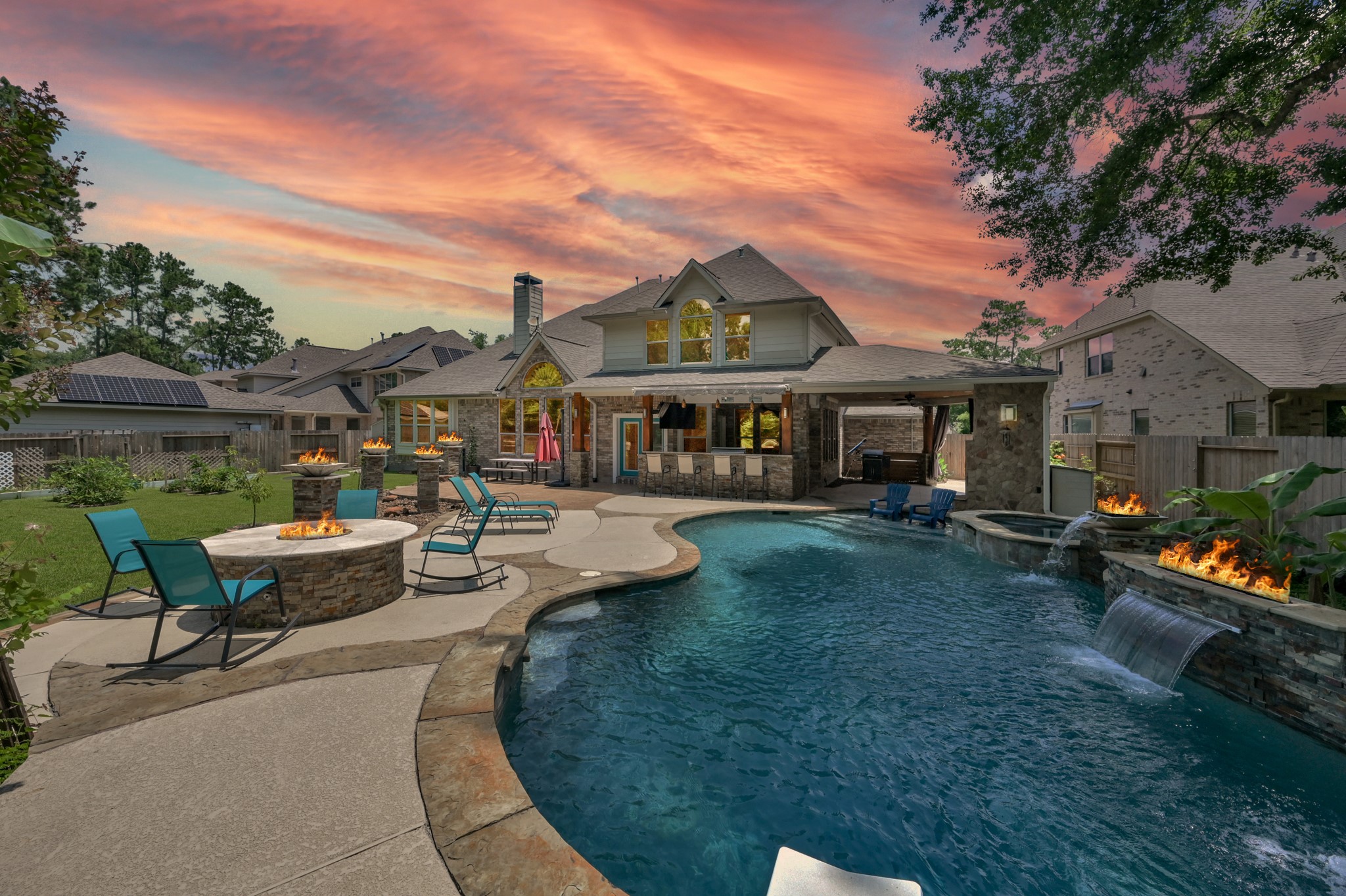 28315 Hollow Springs Lane Property Photo 1
