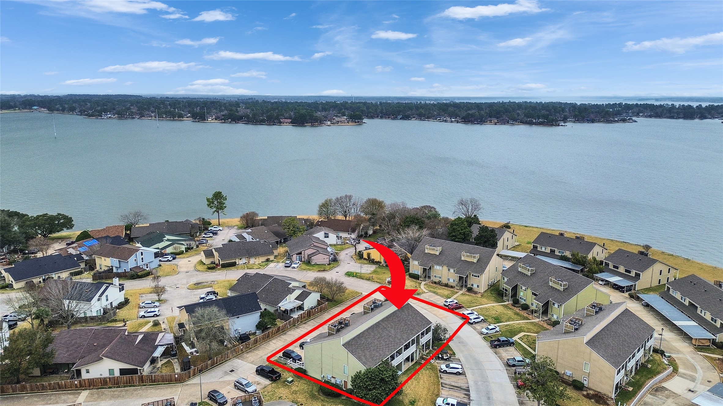 174 April Point Drive S Property Photo 2