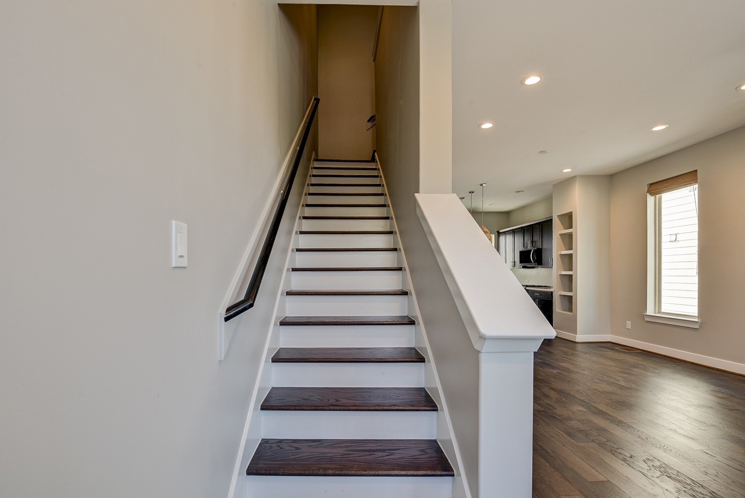 708 Clark Street Property Photo 18