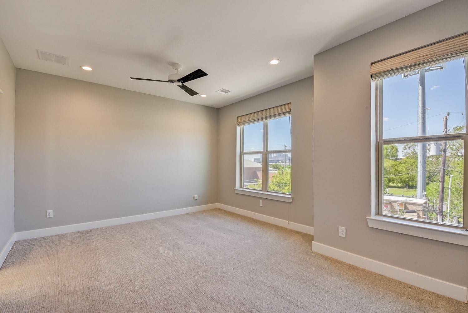 708 Clark Street Property Photo 19
