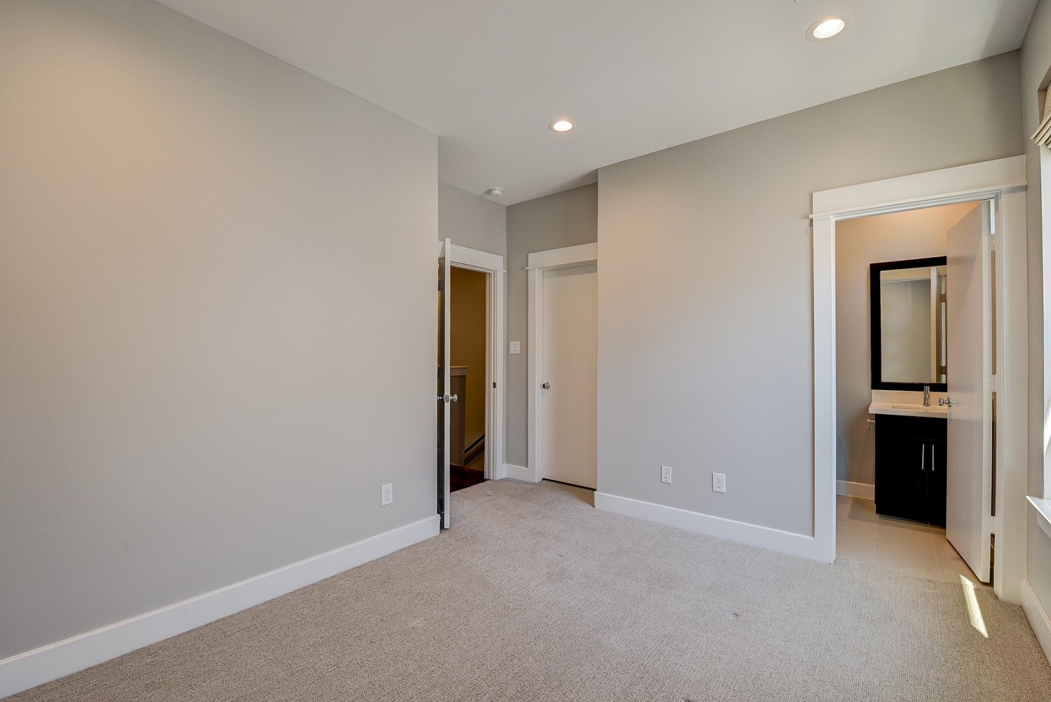 708 Clark Street Property Photo 29