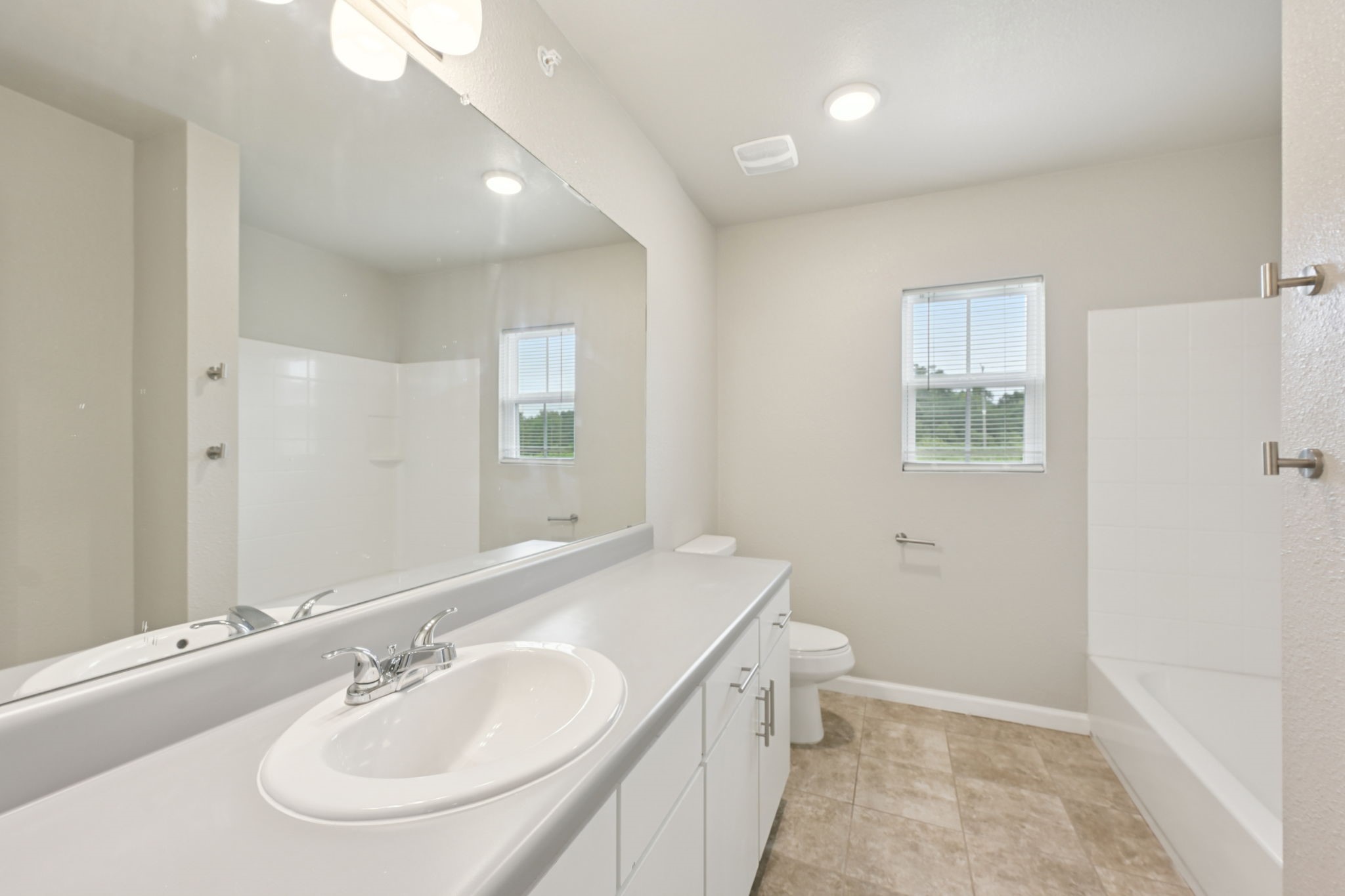278 Plez Morgan Drive B Property Photo 22