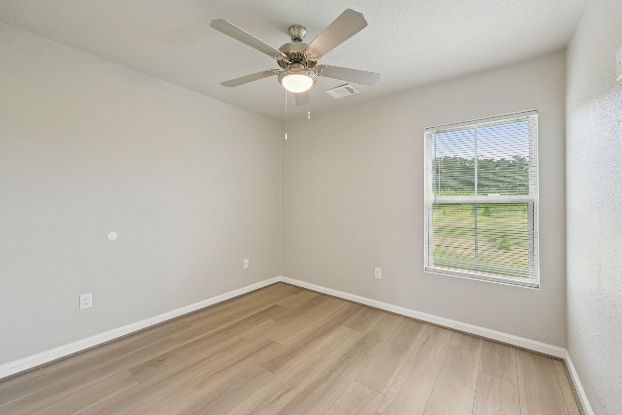 278 Plez Morgan Drive B Property Photo 26