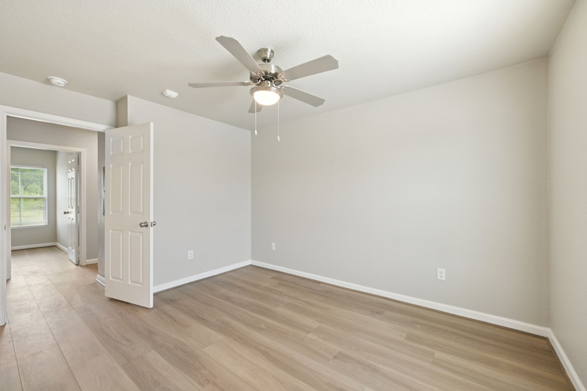 278 Plez Morgan Drive B Property Photo 32