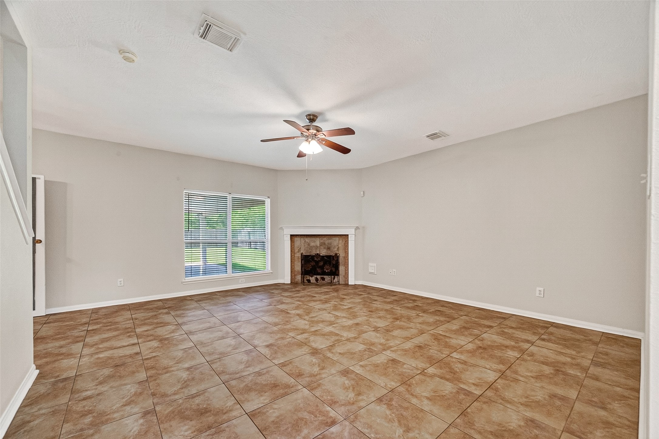 3815 Kristin Lee Lane Property Photo 10