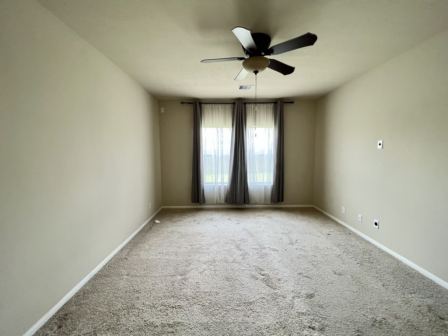 10831 Woodwind Shadows Drive Property Photo 14