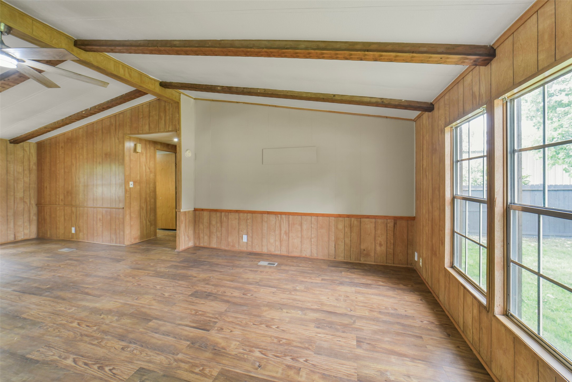 11023 Forrest Valley Property Photo 6