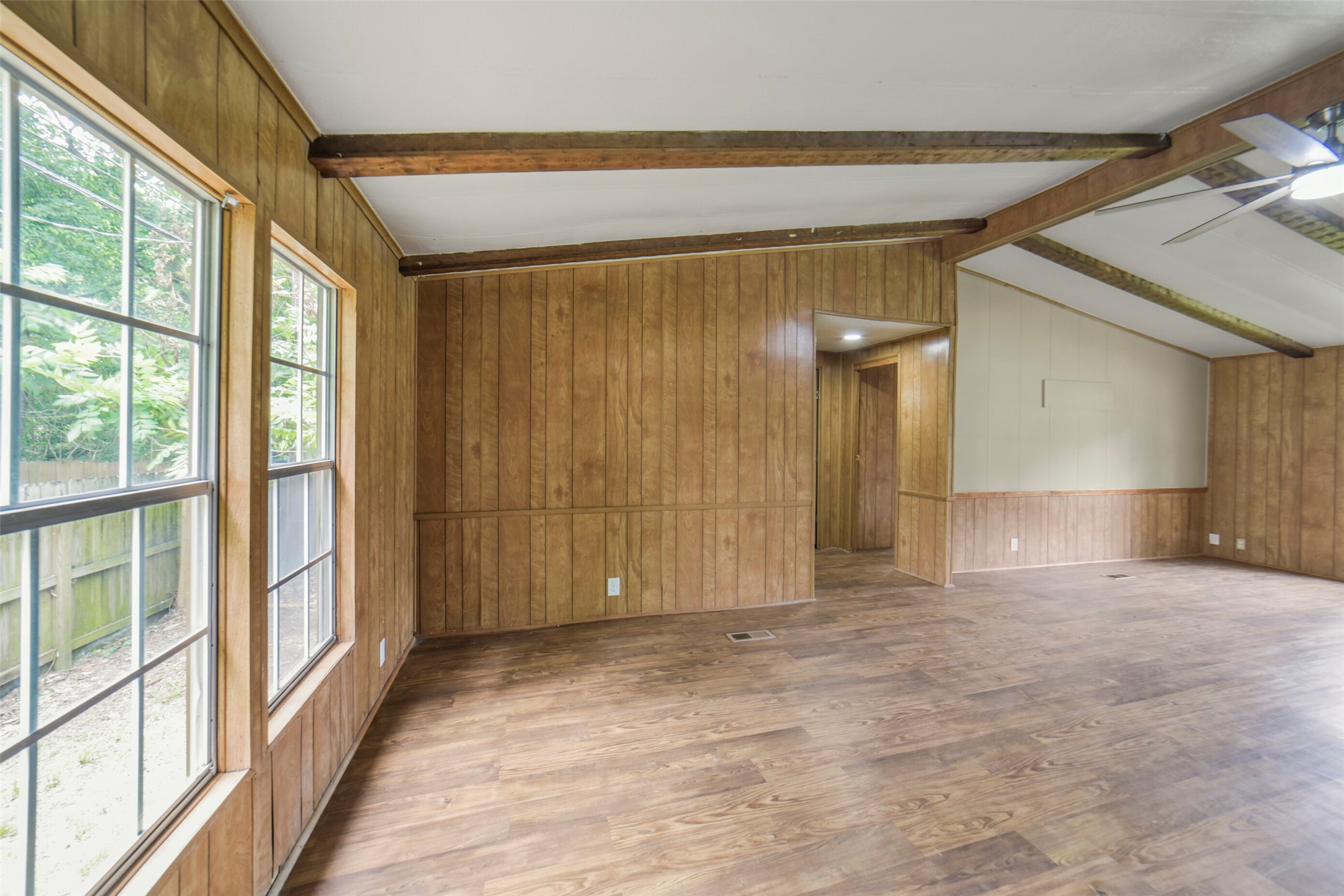 11023 Forrest Valley Property Photo 9