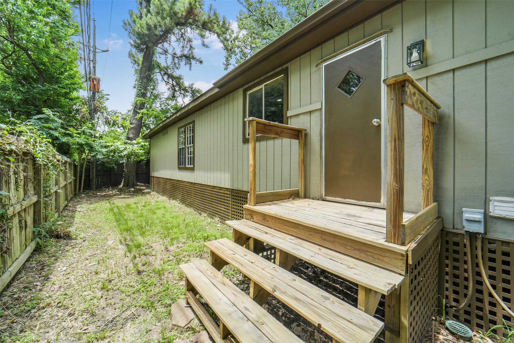 11023 Forrest Valley Property Photo 32