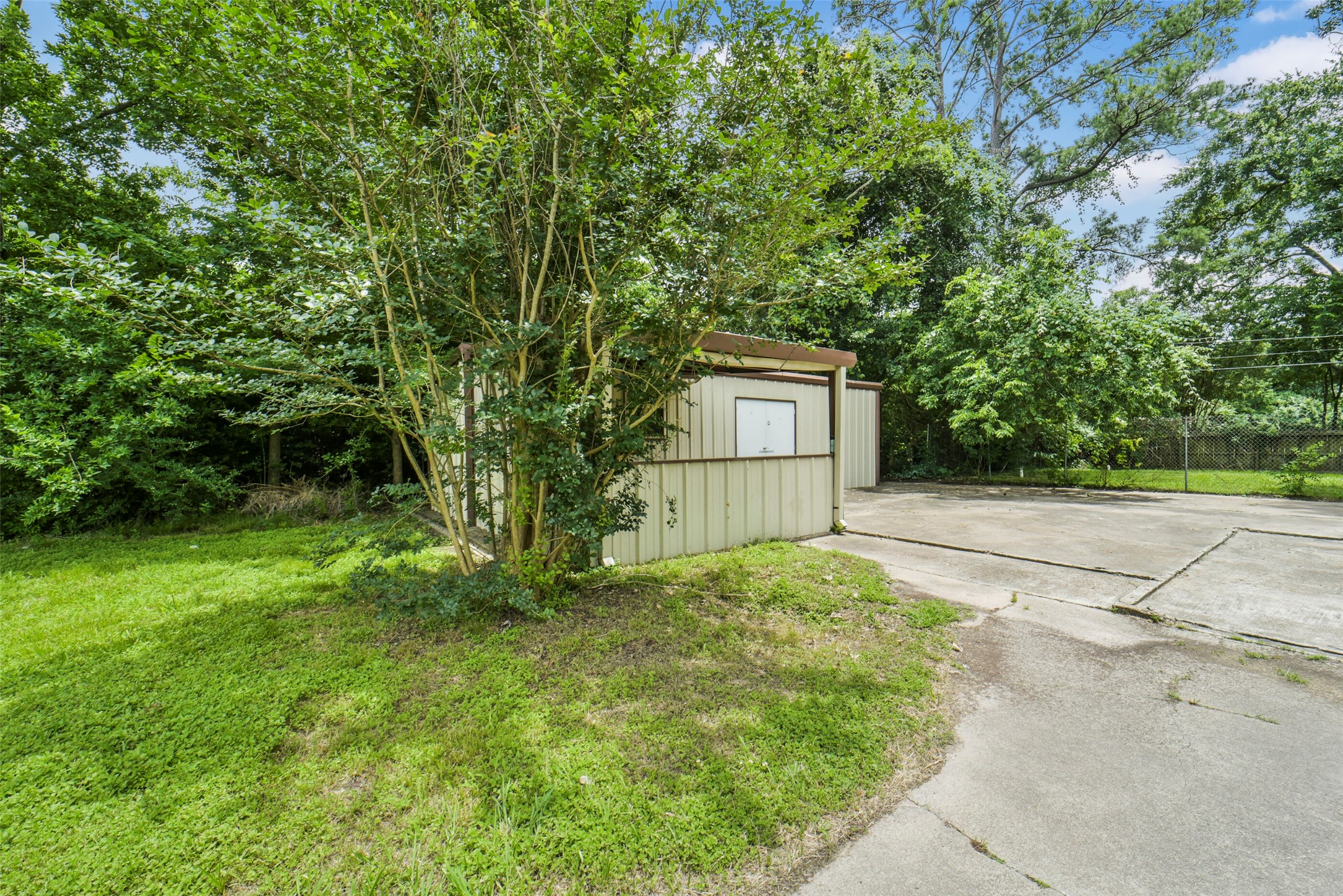 11023 Forrest Valley Property Photo 36