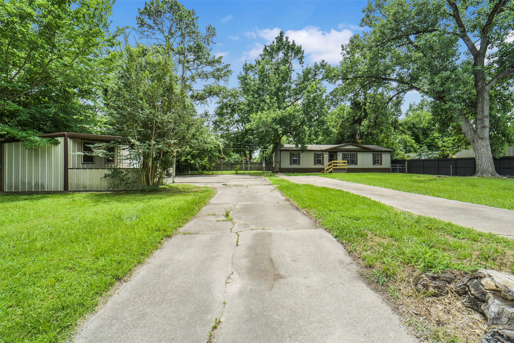 11023 Forrest Valley Property Photo 37