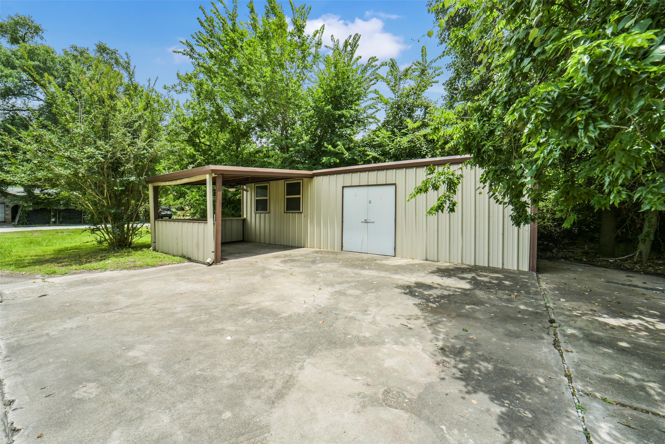 11023 Forrest Valley Property Photo 40