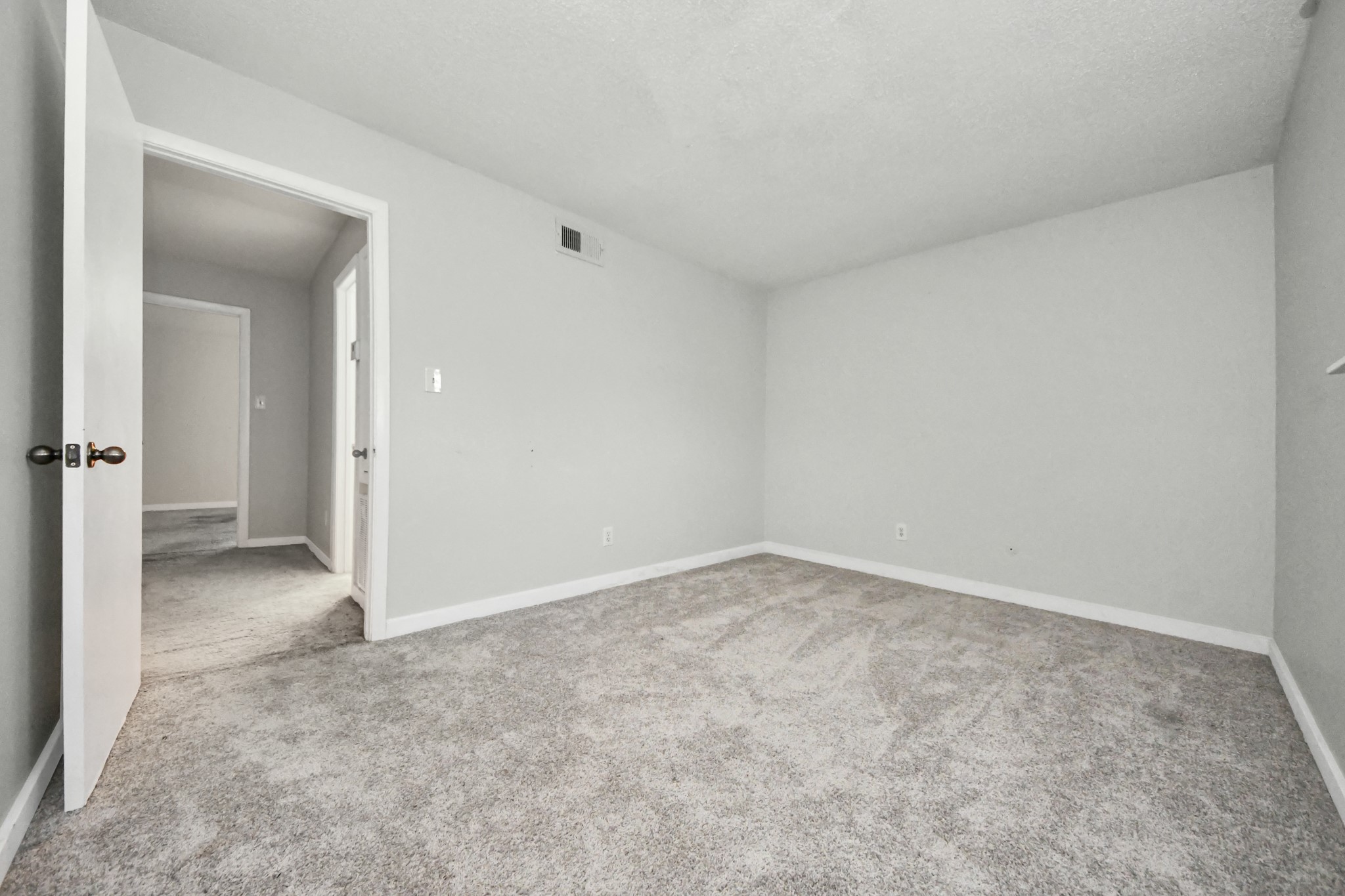 5000 Milwee Street 34 Property Photo 22
