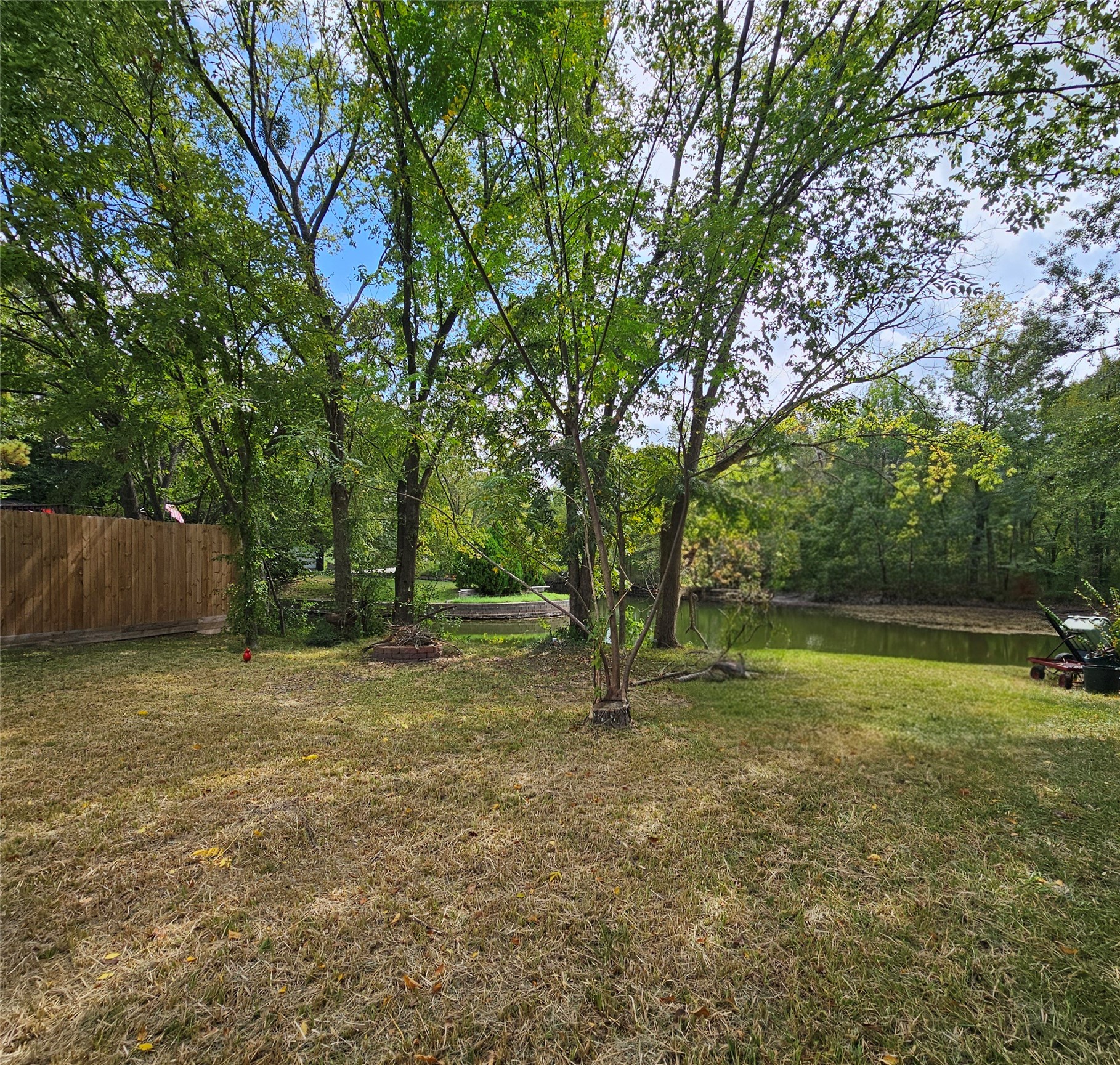 00 Scarlet Oak Property Photo 1