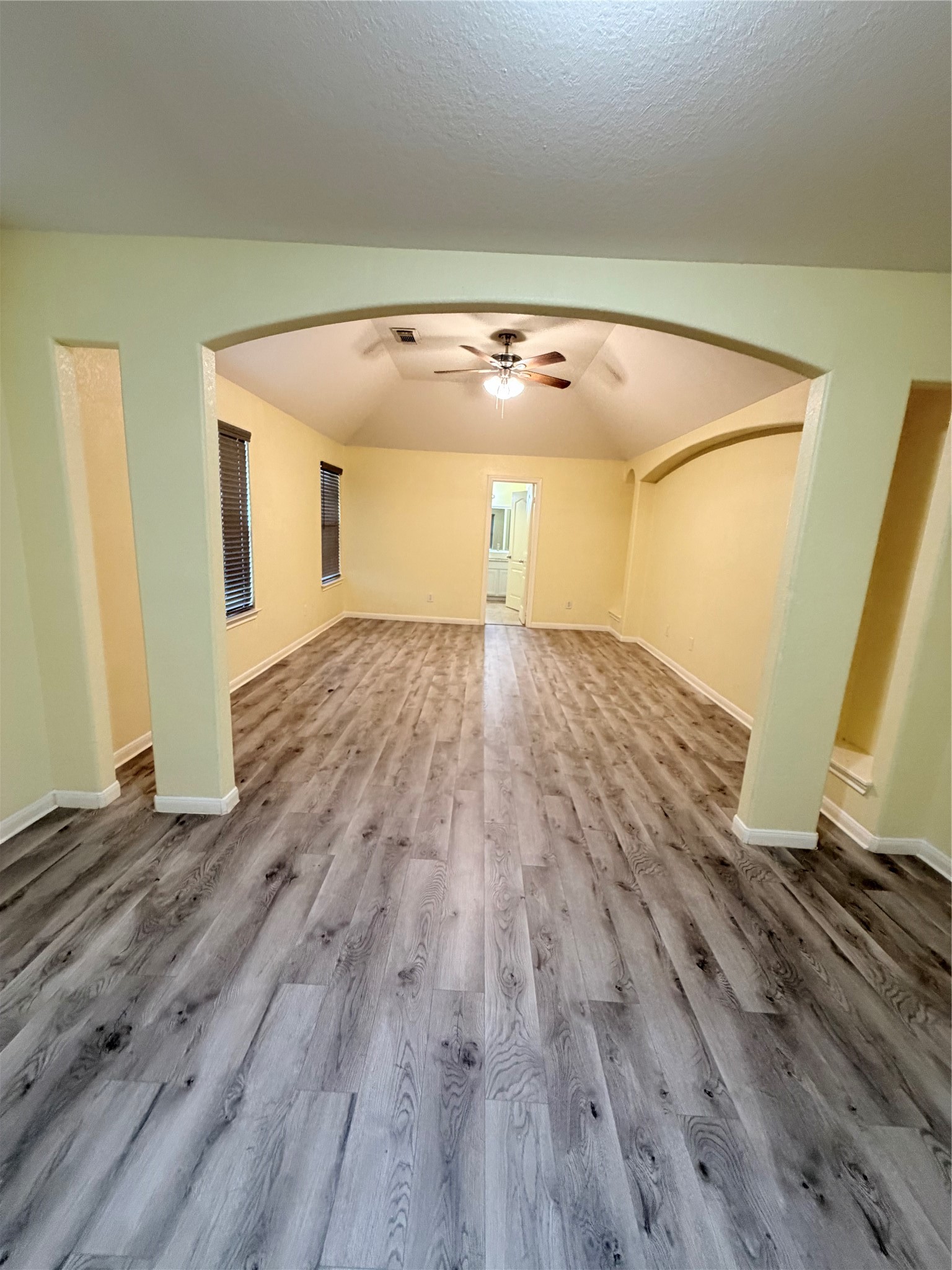 10030 Yolandita Property Photo 10