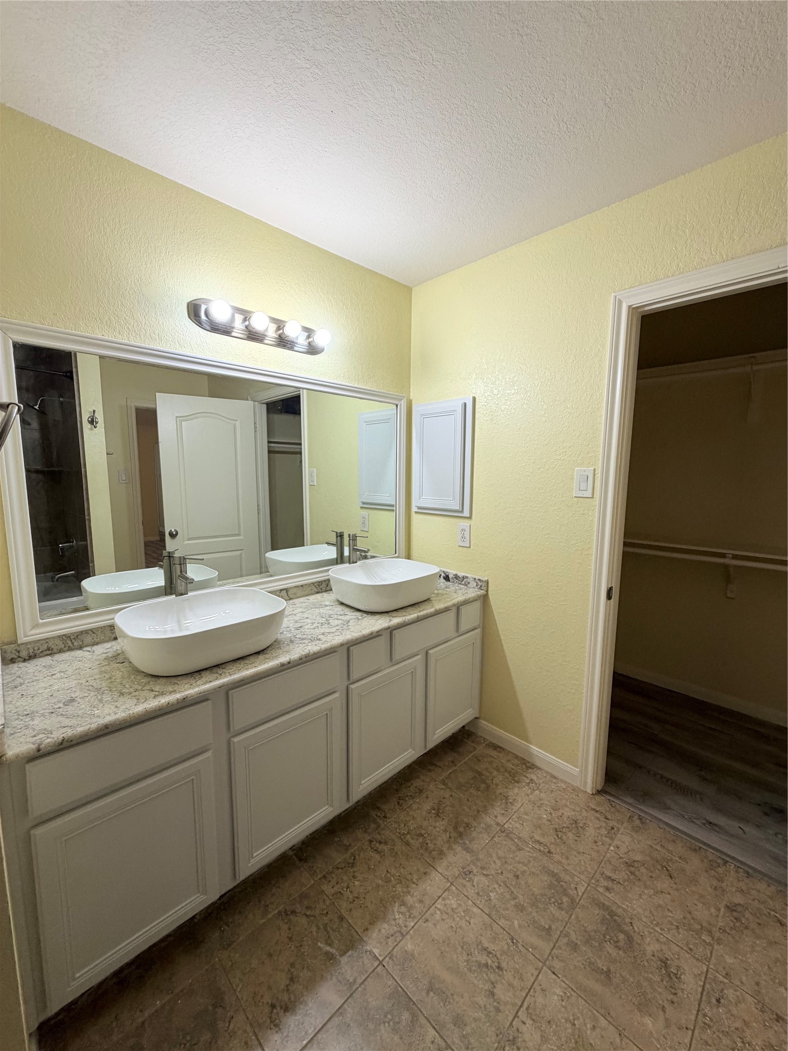 10030 Yolandita Property Photo 11