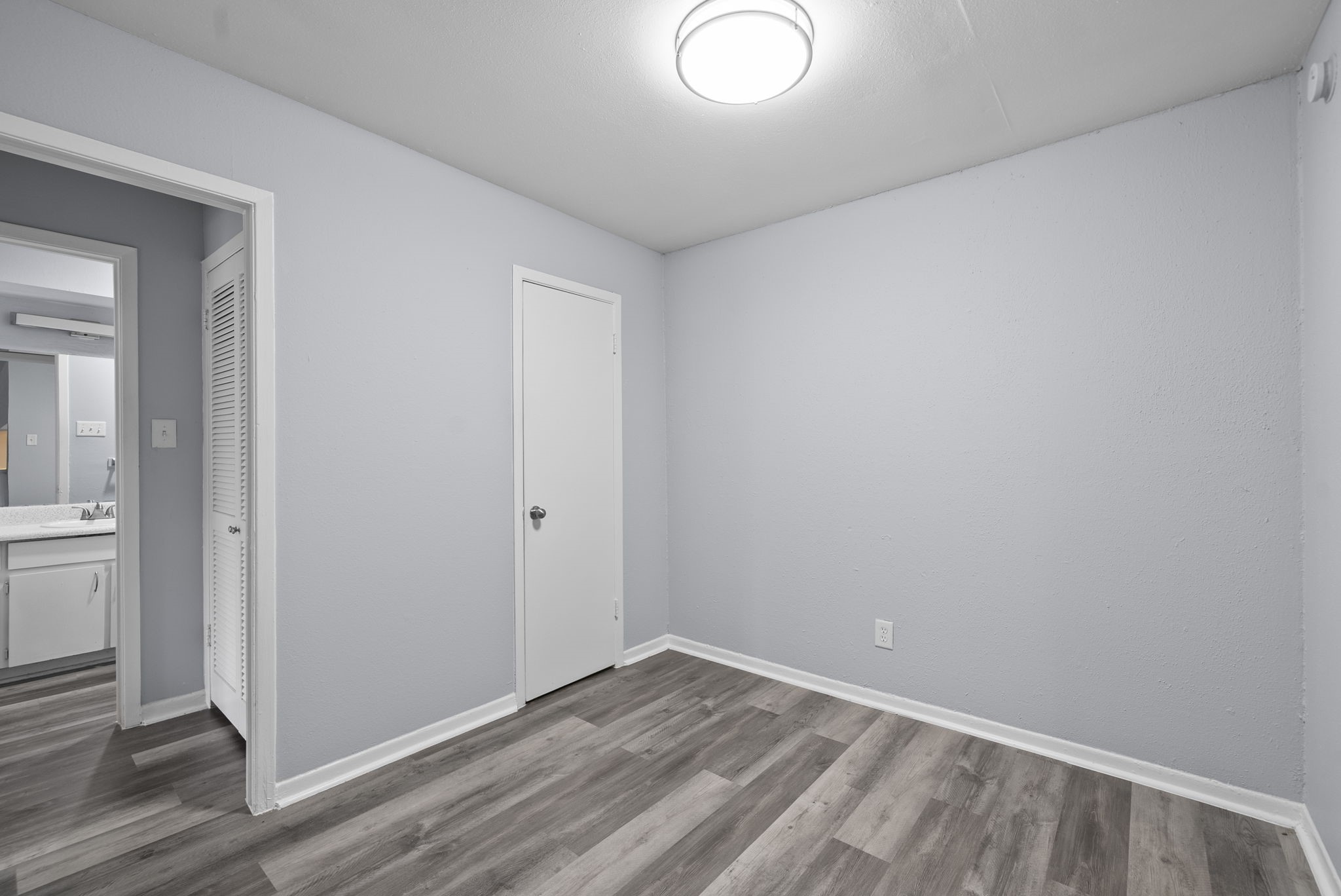 3802 E Nasa Road Property Photo 11