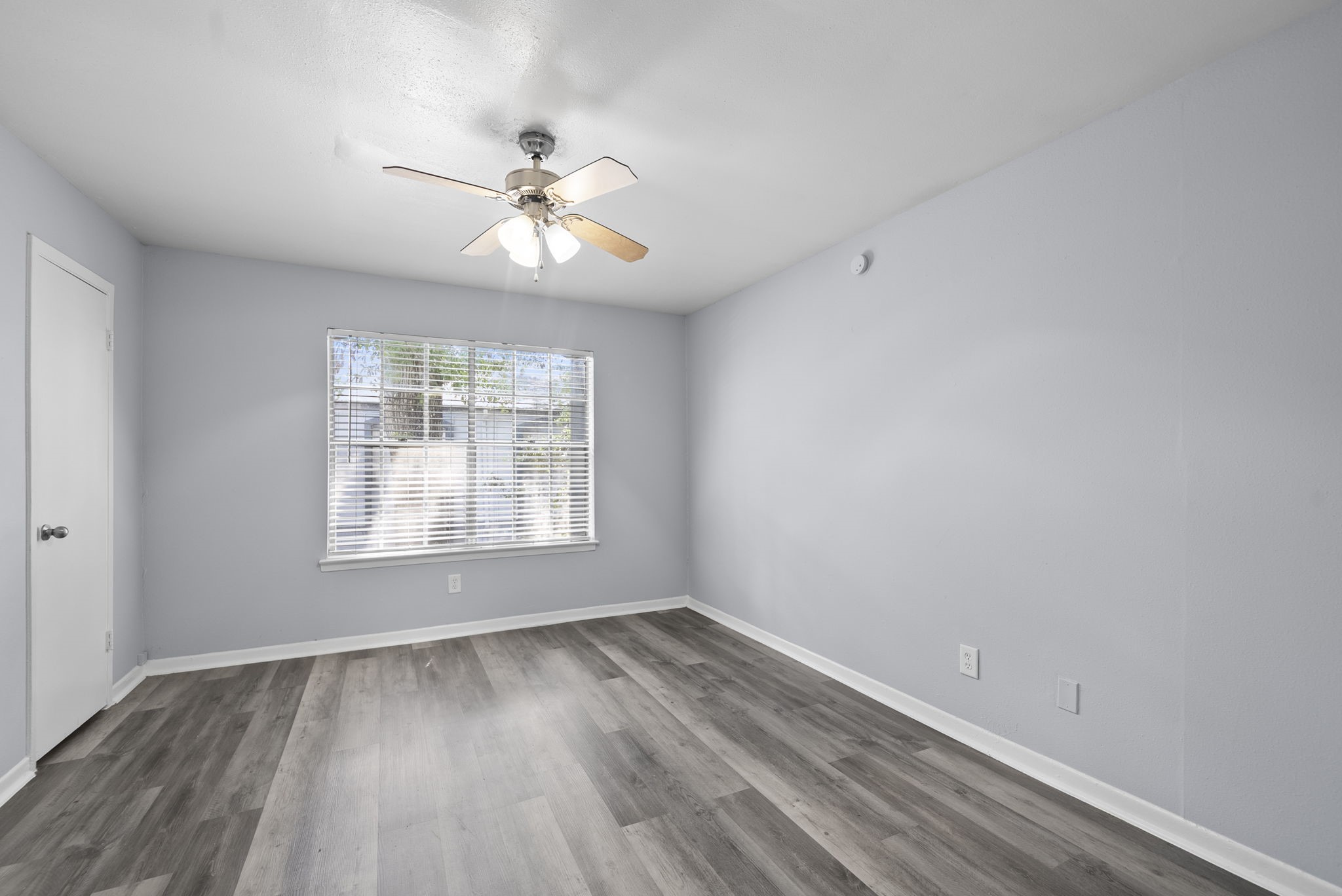3802 E Nasa Road Property Photo 13