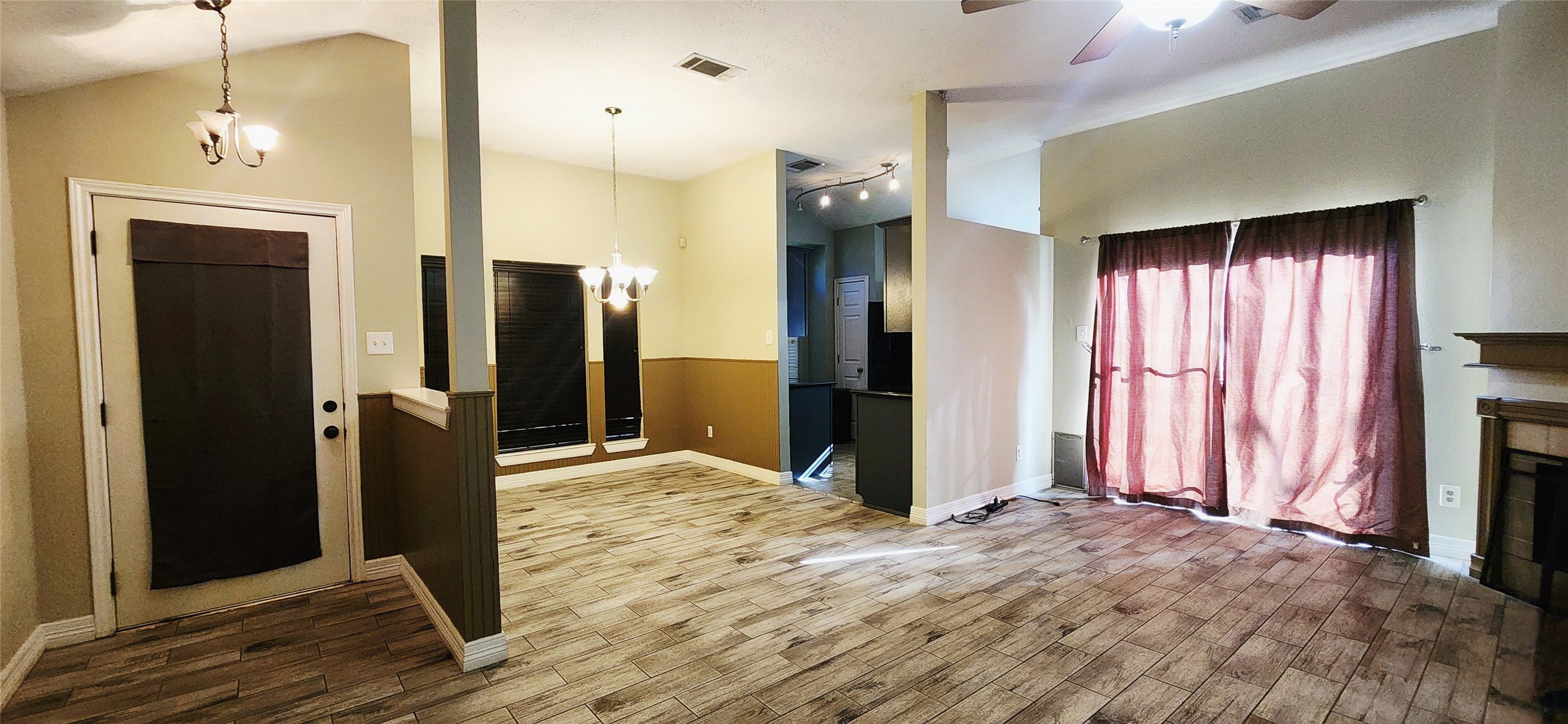 213 Mango Street Property Photo 6