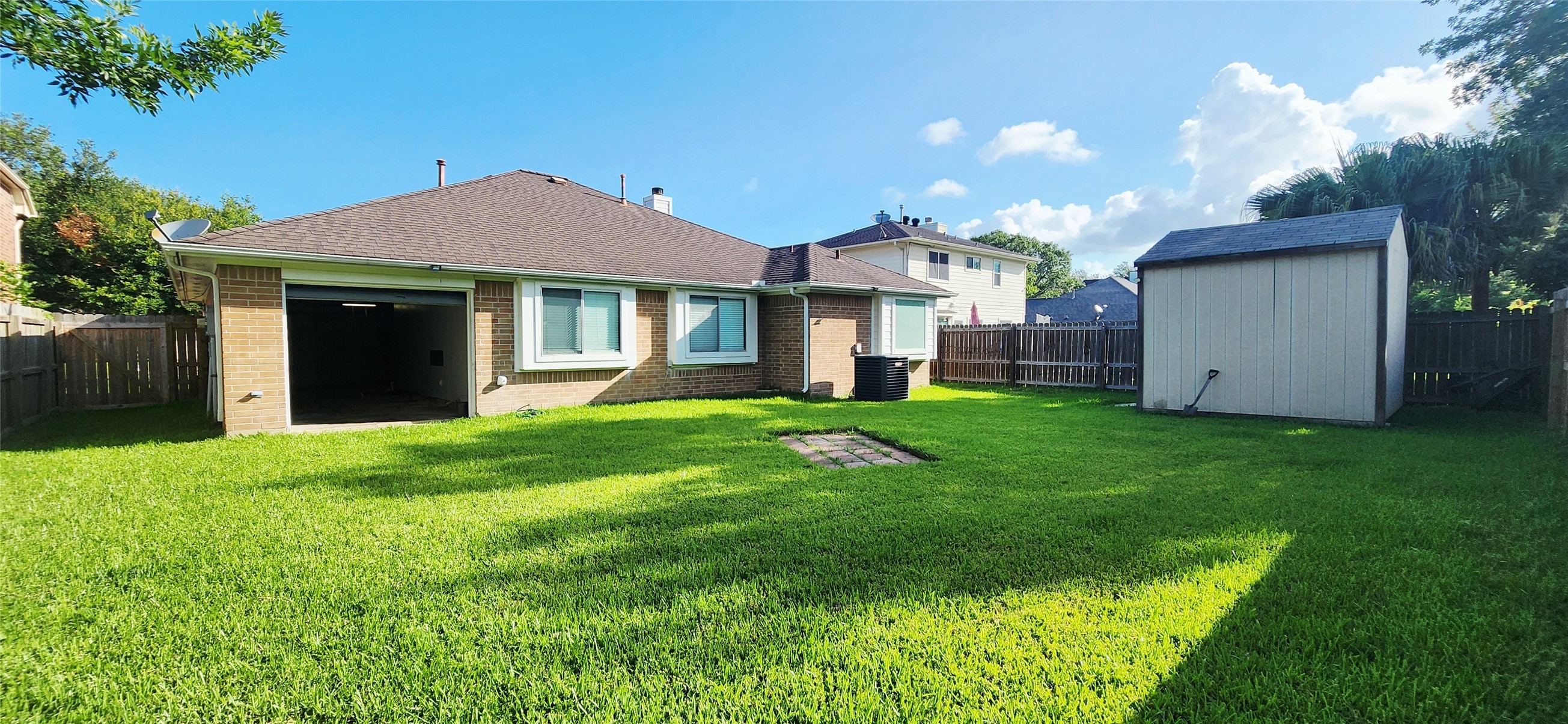213 Mango Street Property Photo 40