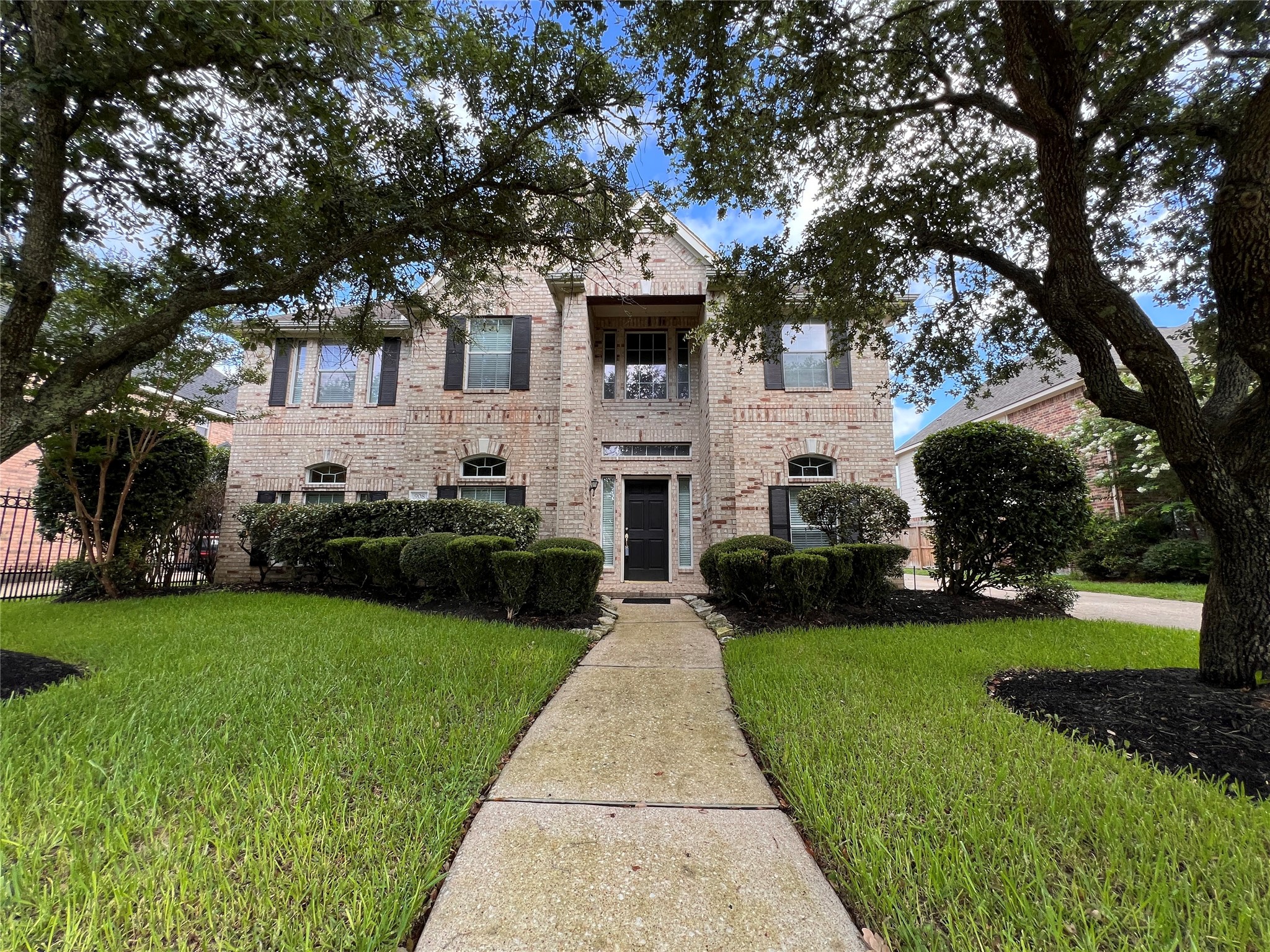 908 Azalea Pointe Property Photo 1