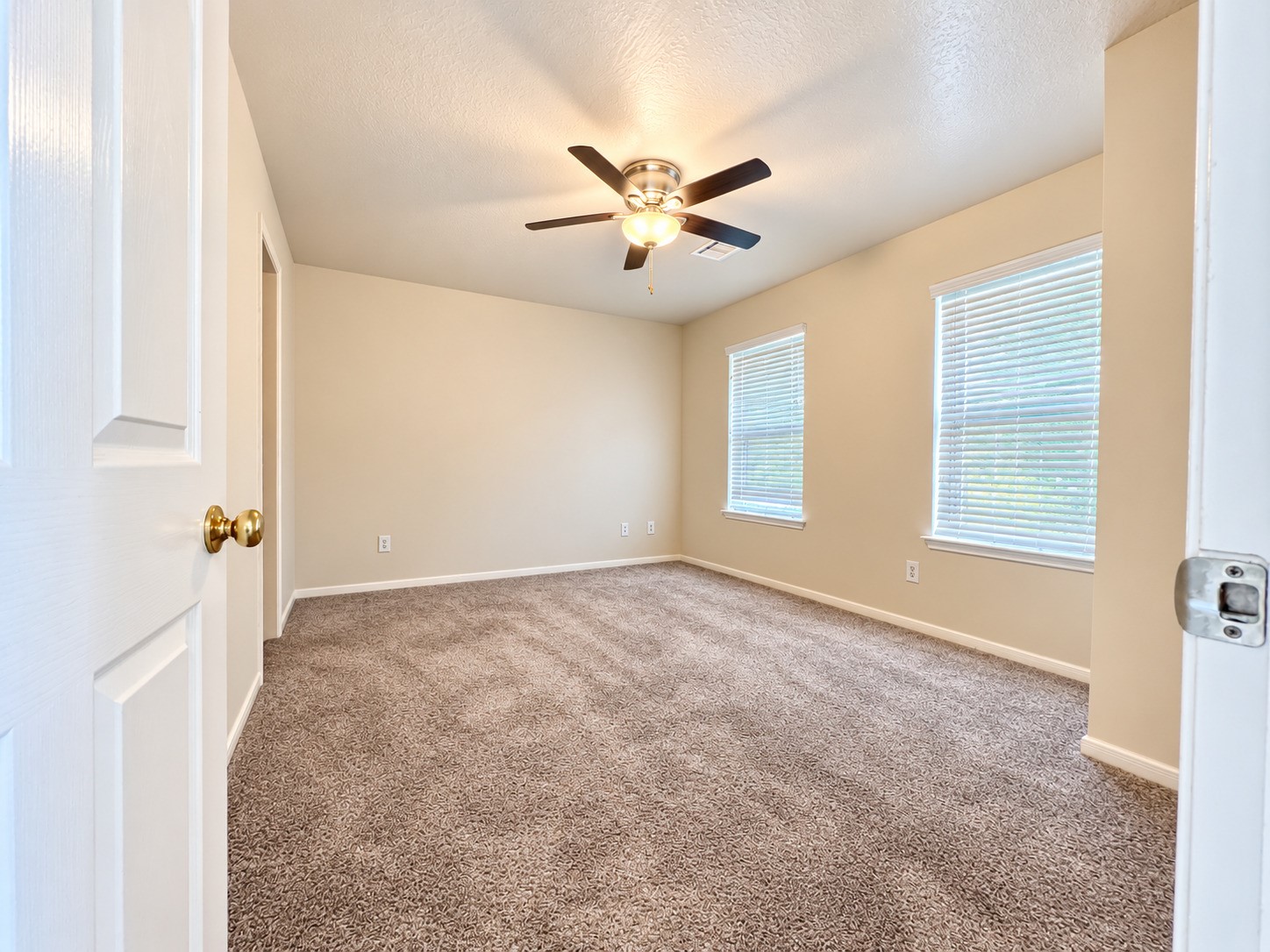 908 Azalea Pointe Property Photo 24