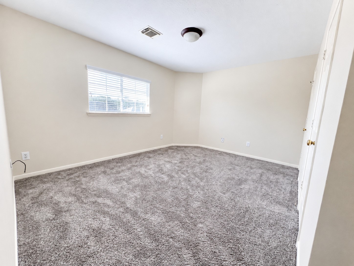 908 Azalea Pointe Property Photo 31