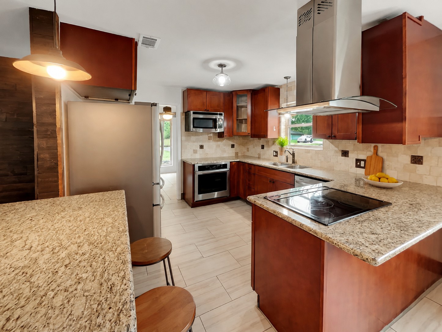 25419 Elm Creek Drive Property Photo 6
