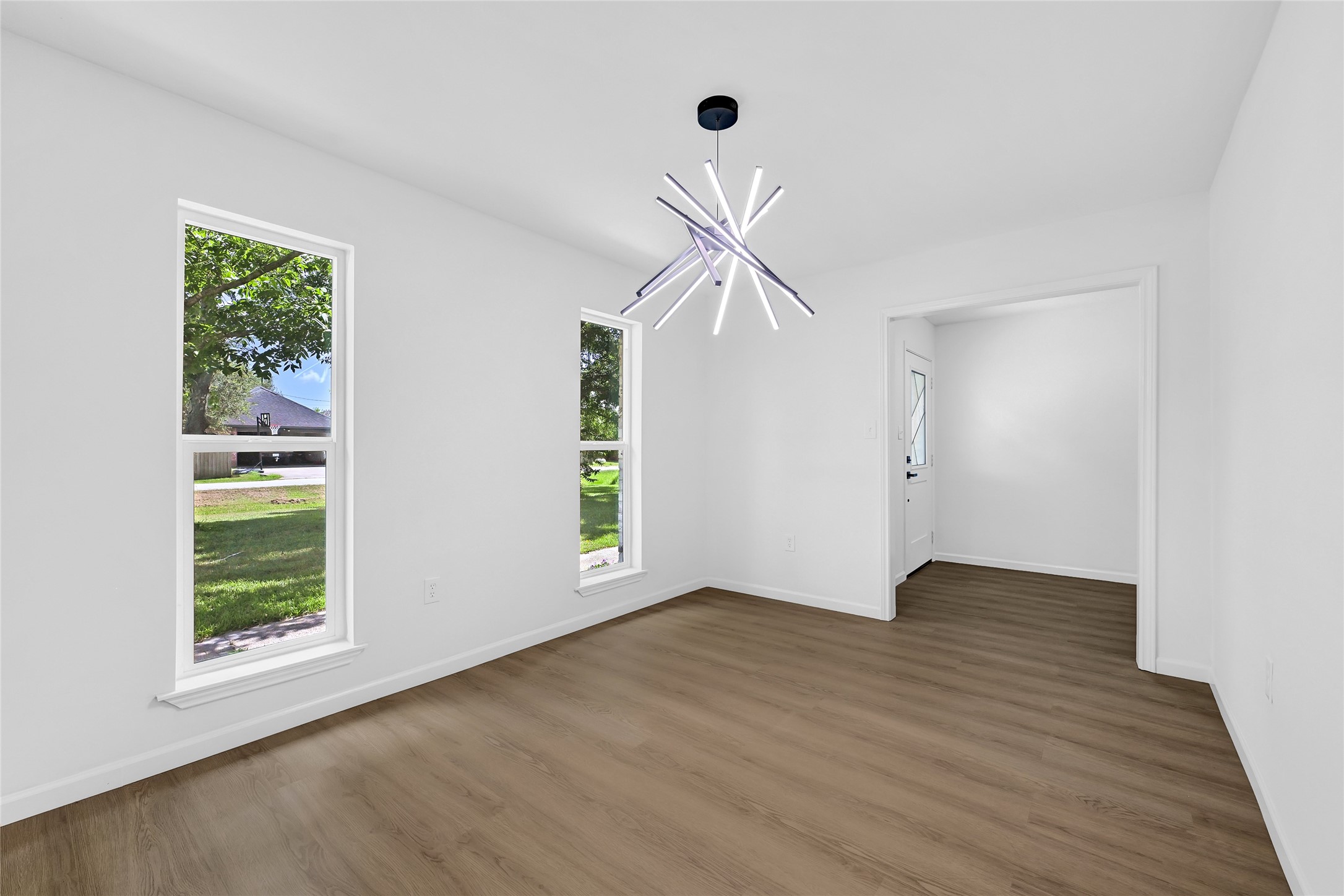 7114 Fox Run Drive Property Photo 6