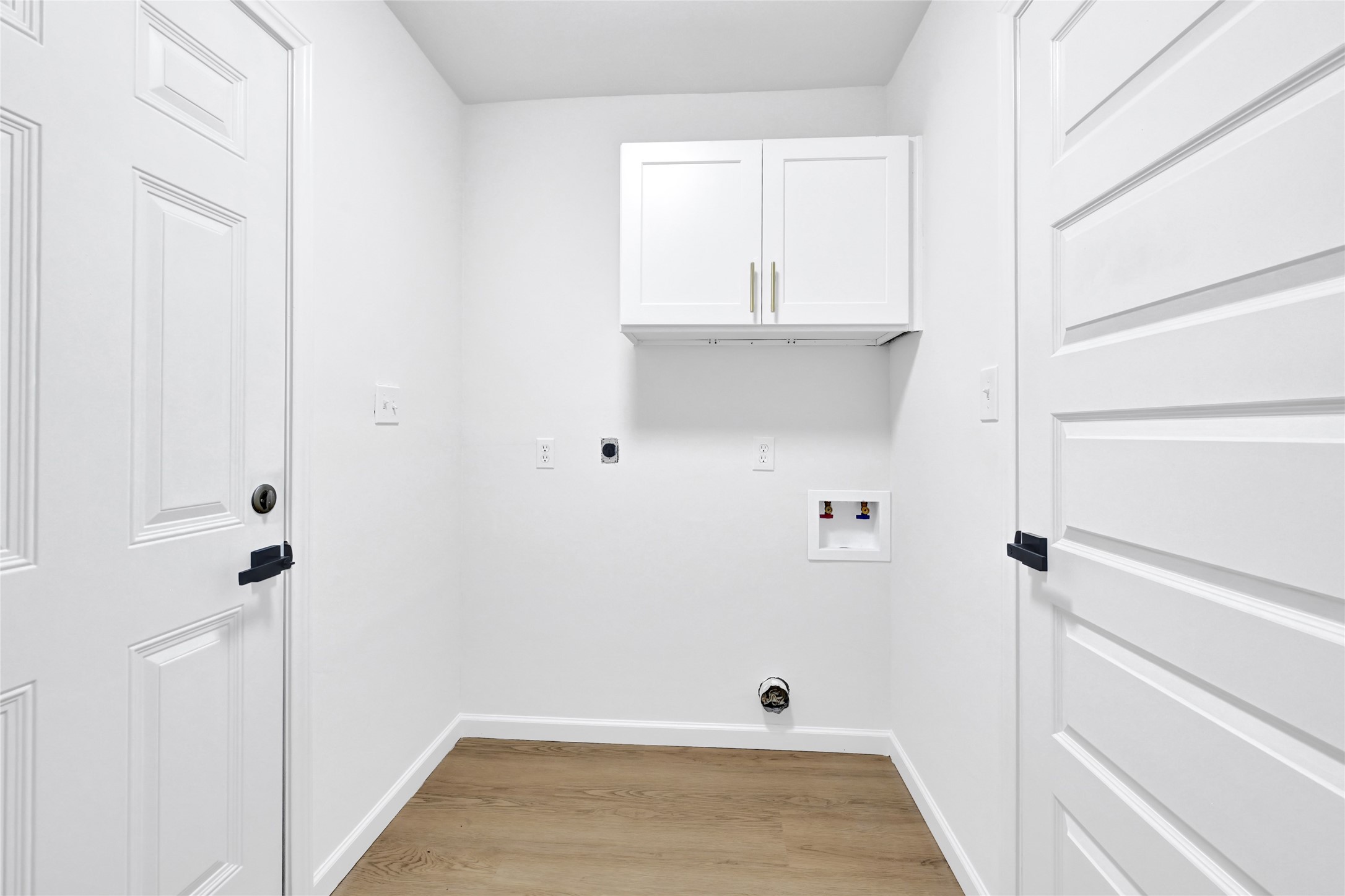 7114 Fox Run Drive Property Photo 14