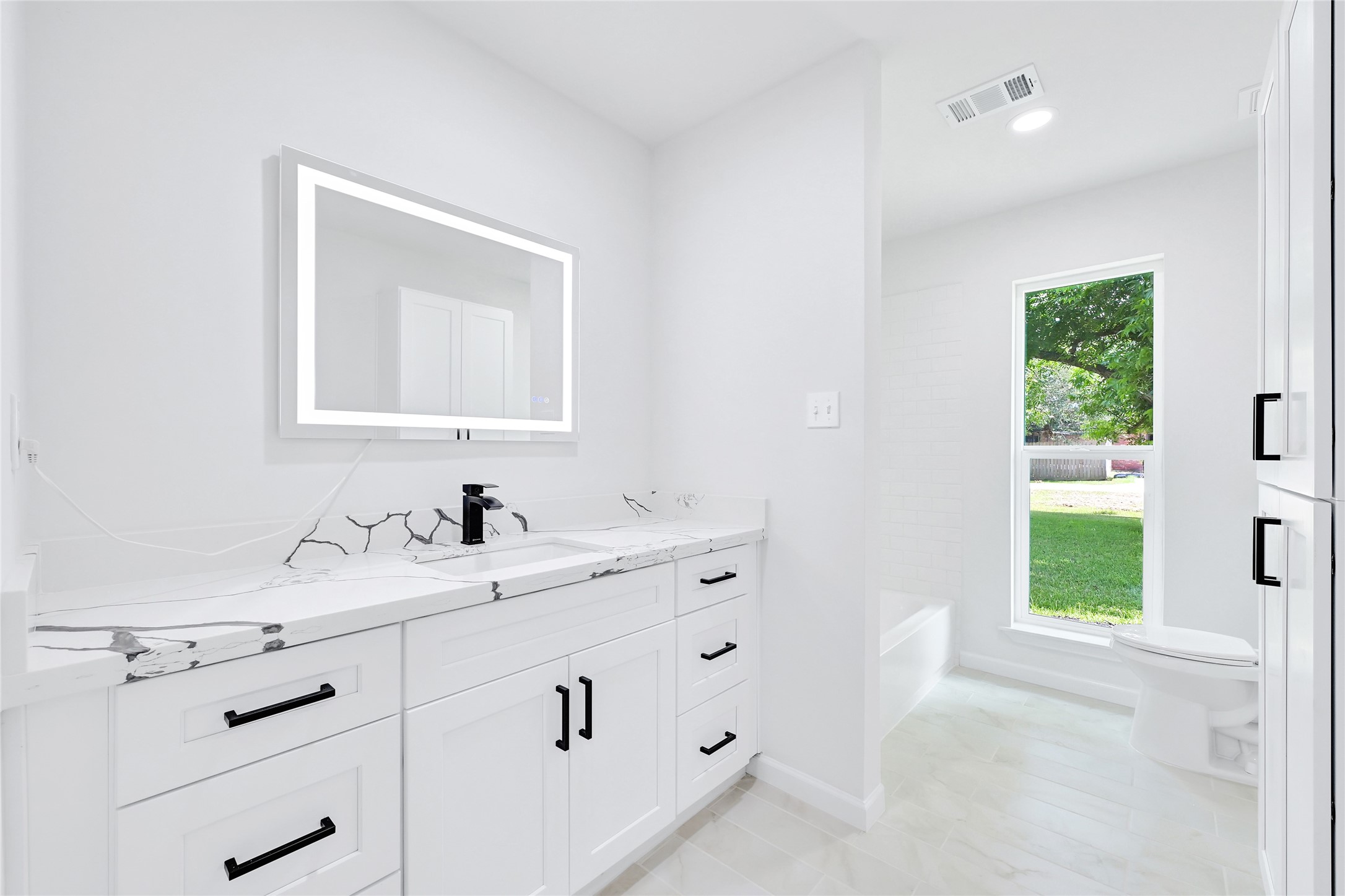 7114 Fox Run Drive Property Photo 16