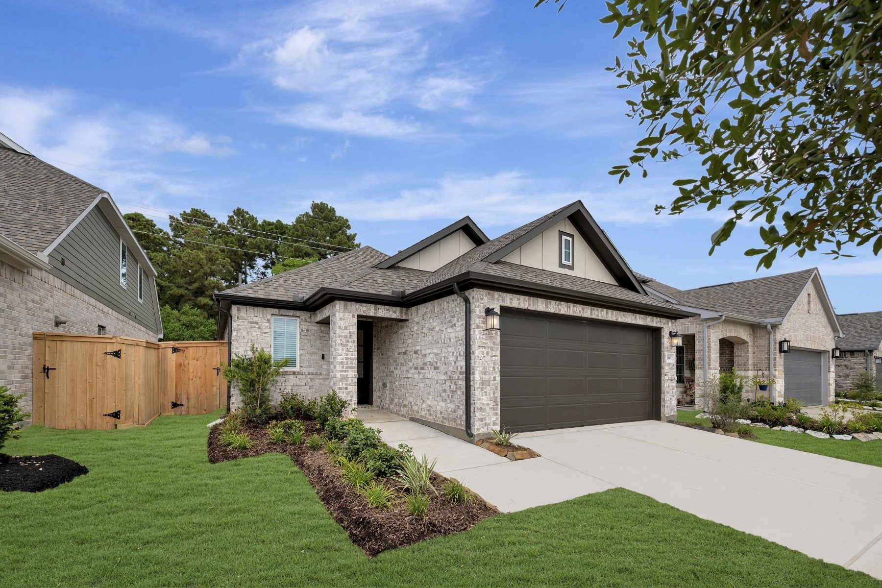 20602 Draper Road Property Photo 1