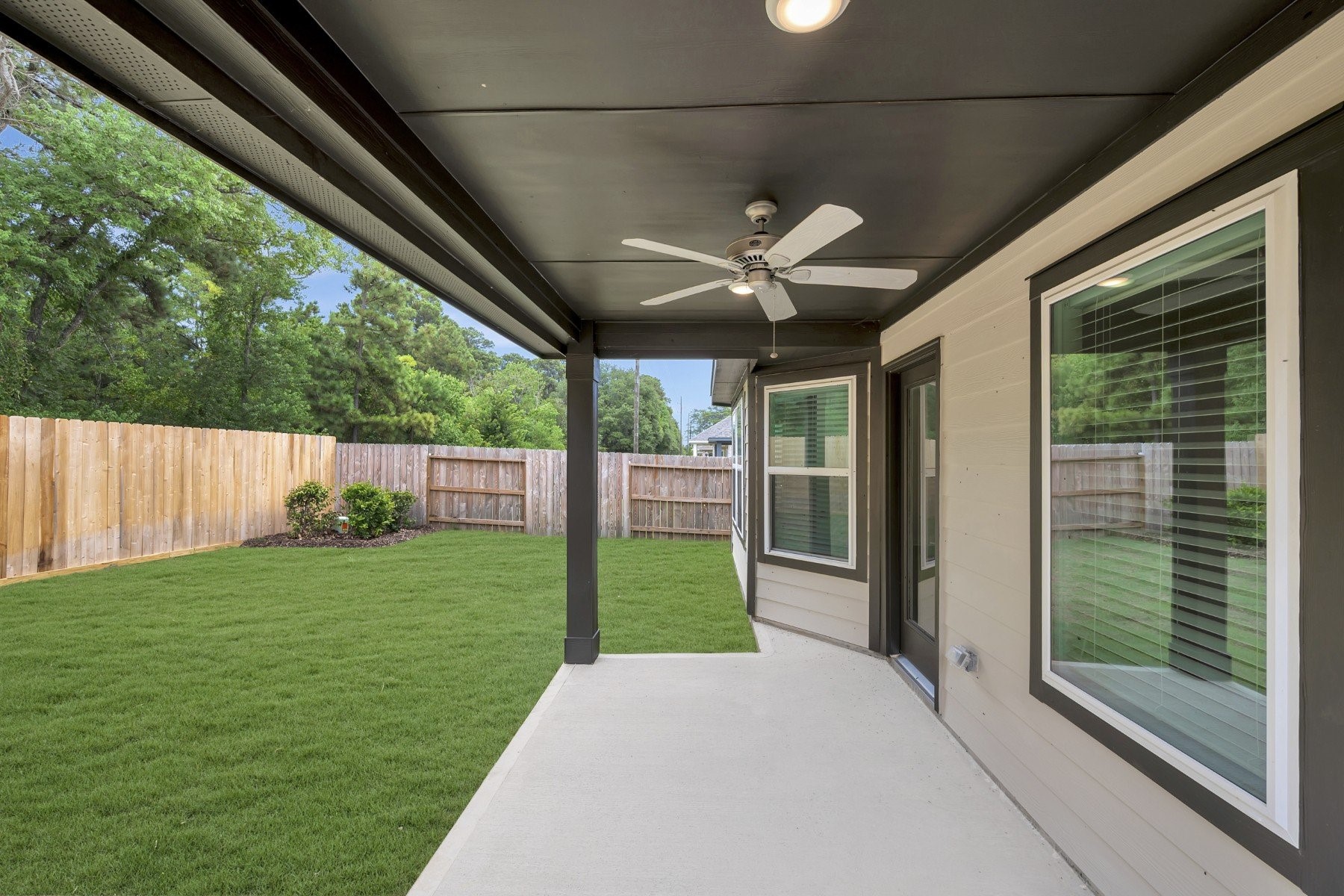 20602 Draper Road Property Photo 6