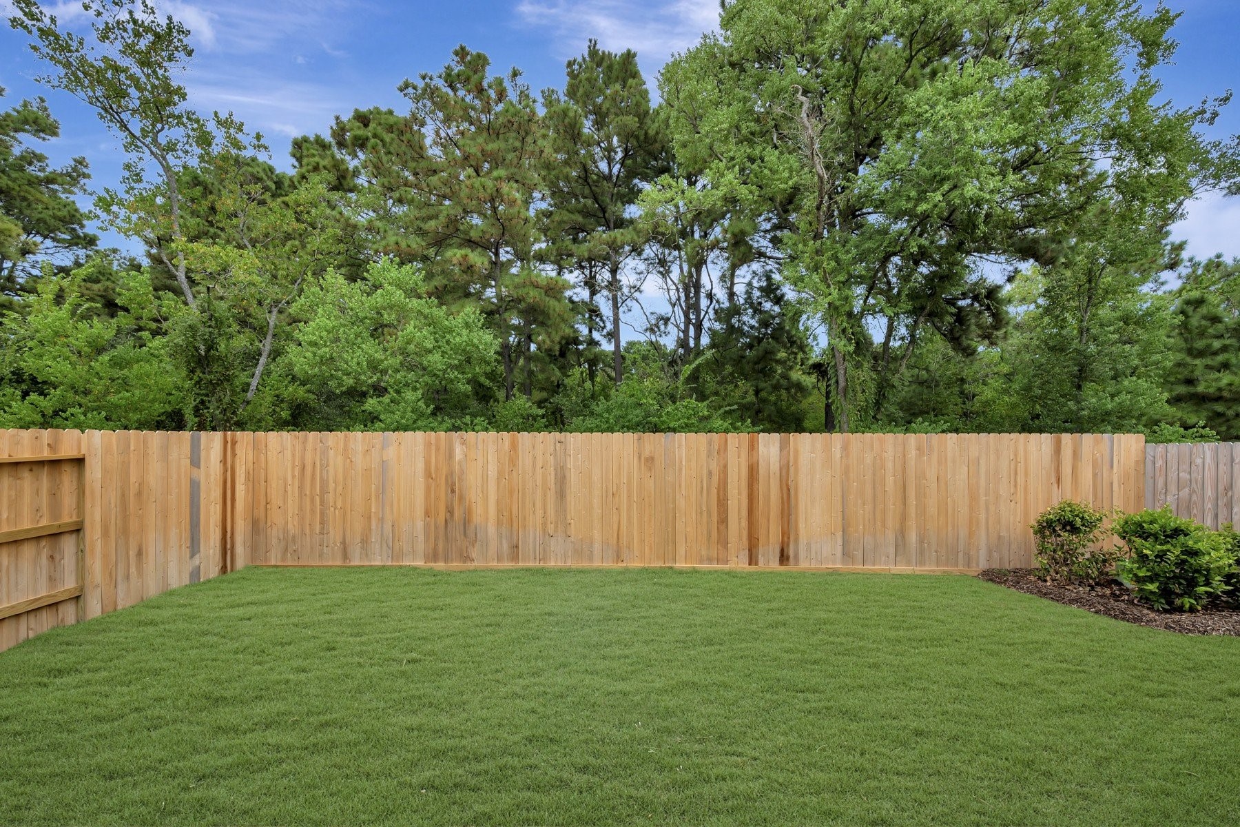 20602 Draper Road Property Photo 7