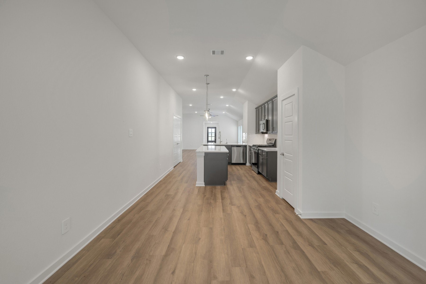 20602 Draper Road Property Photo 28