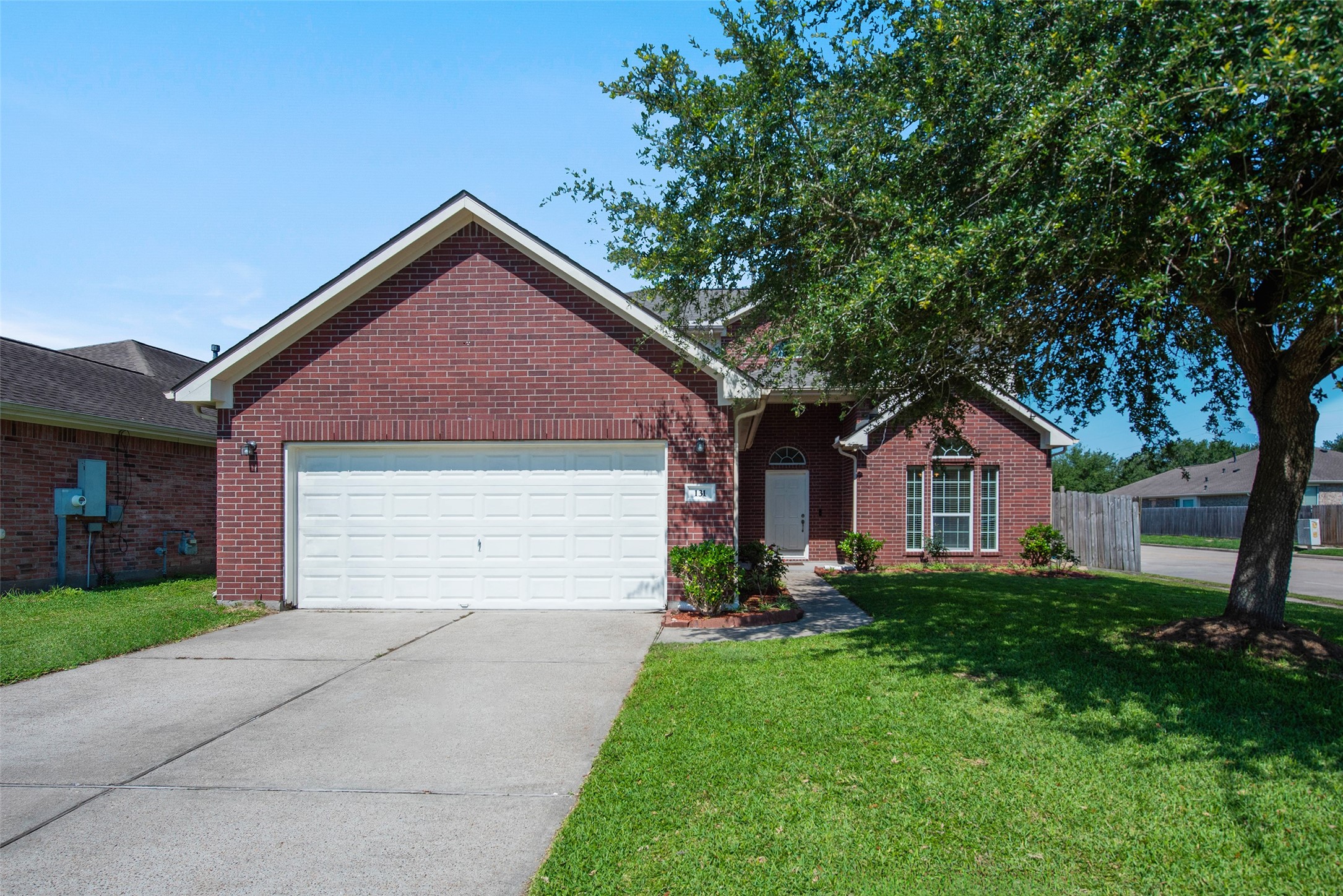 131 Sunset Falls Drive Property Photo 1