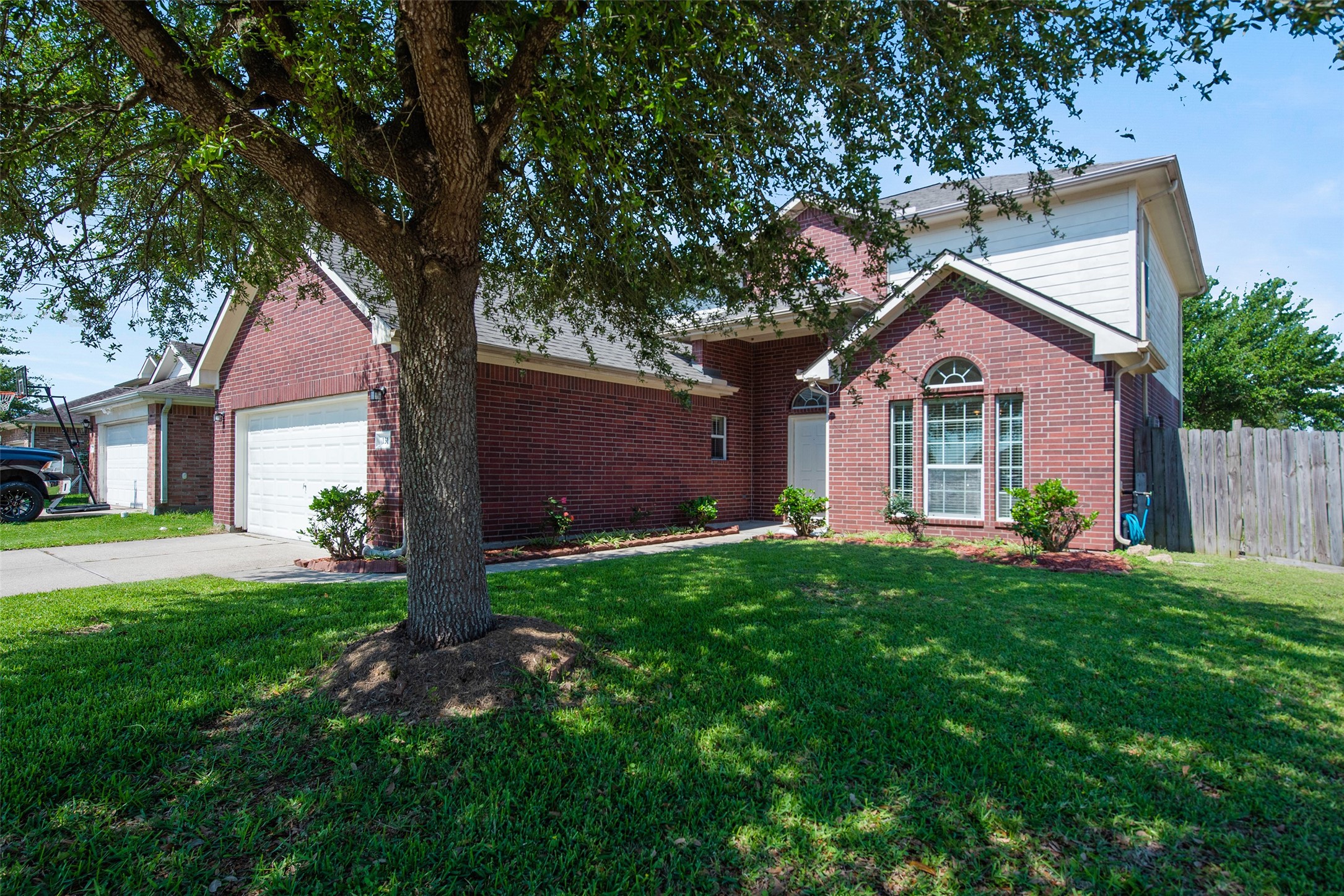 131 Sunset Falls Drive Property Photo 2