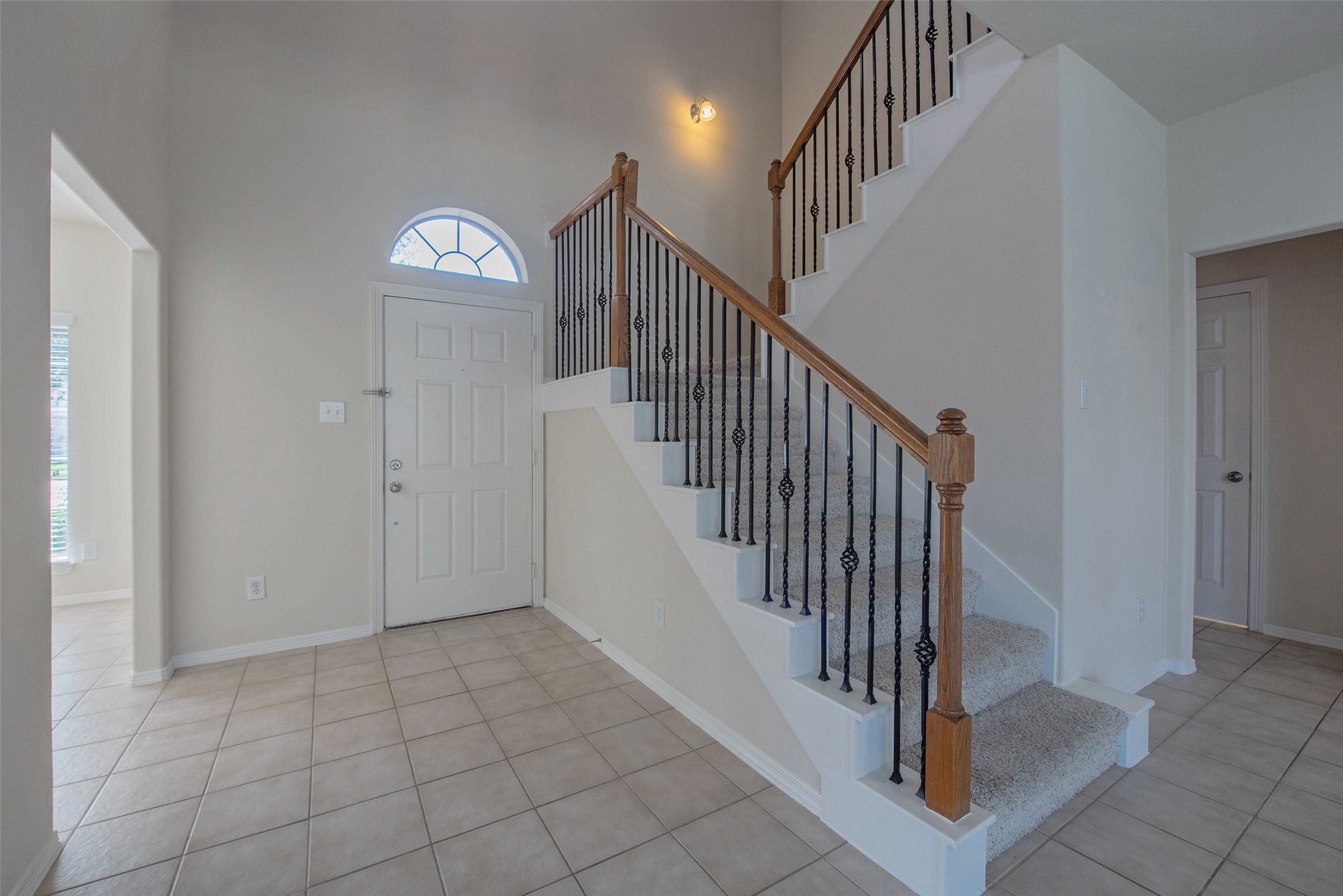 131 Sunset Falls Drive Property Photo 4