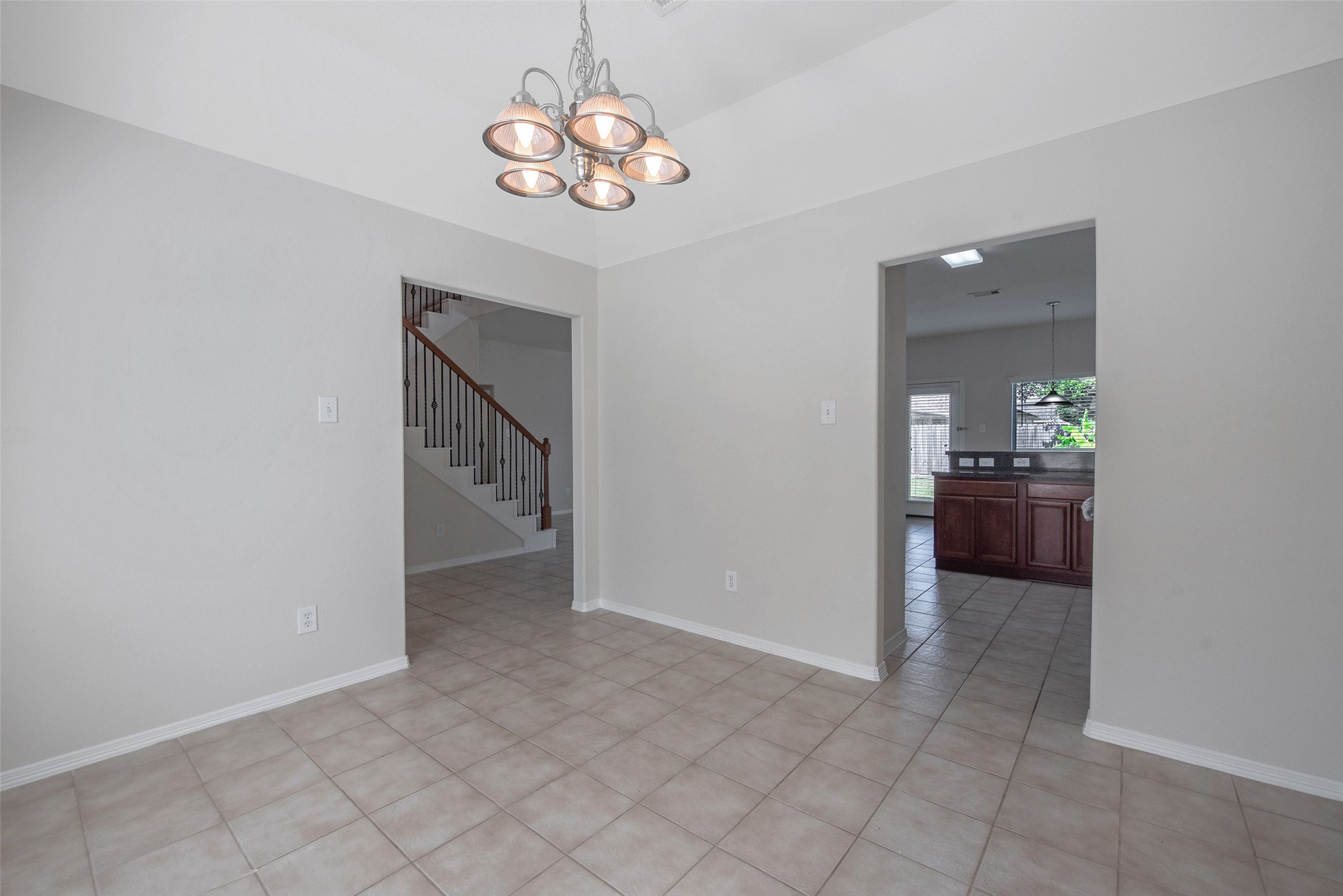 131 Sunset Falls Drive Property Photo 6