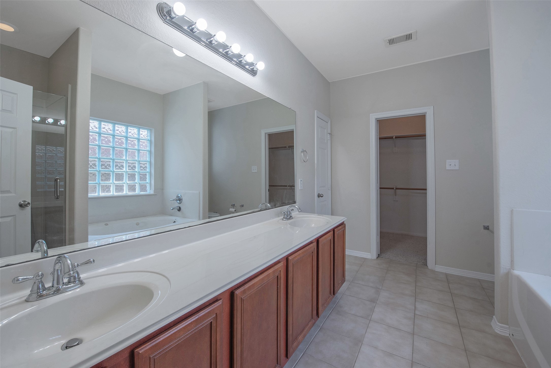131 Sunset Falls Drive Property Photo 21