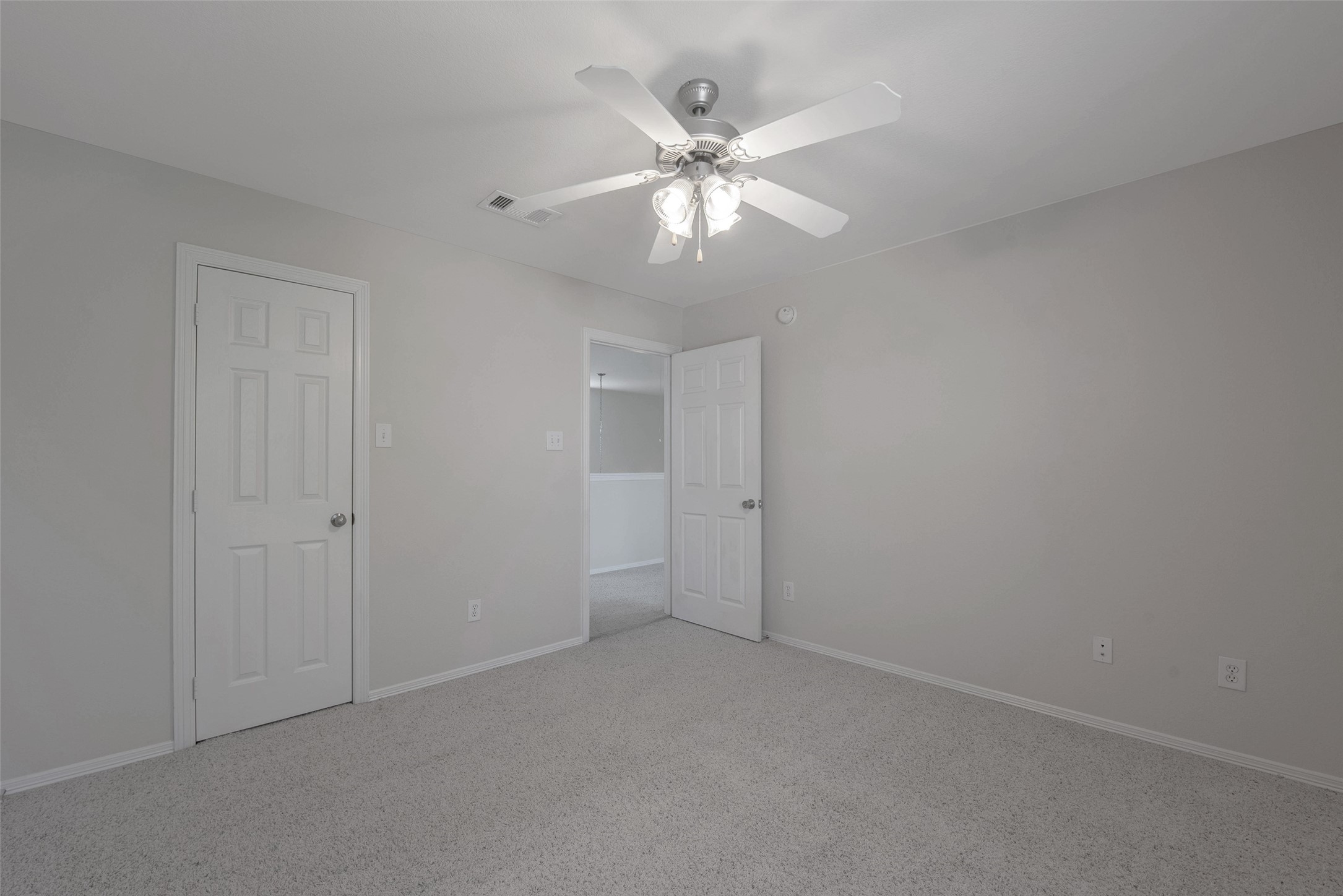 131 Sunset Falls Drive Property Photo 32