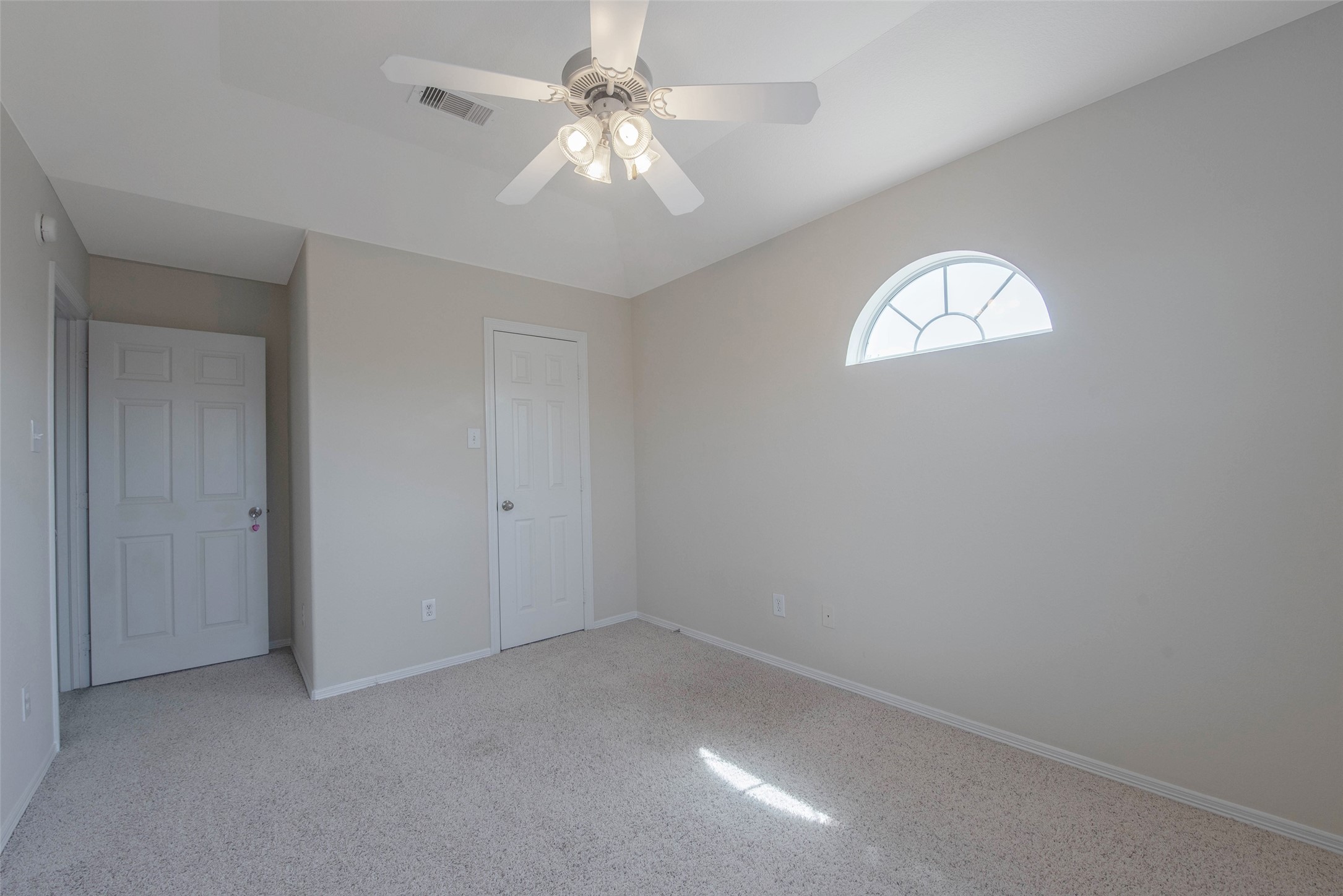 131 Sunset Falls Drive Property Photo 35